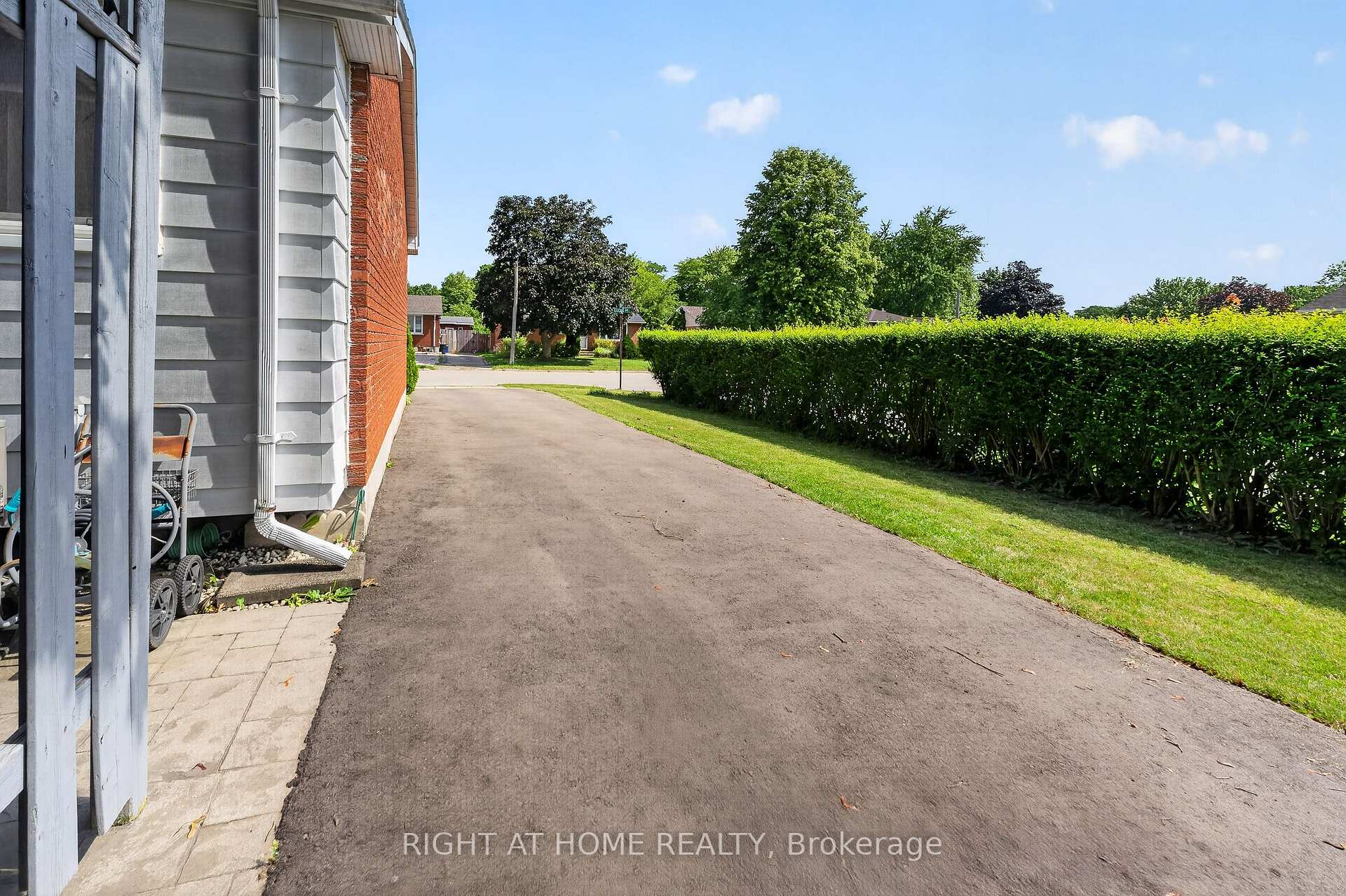 Photo 43 of 49 Locke Avenue, St. Thomas — HOMEH