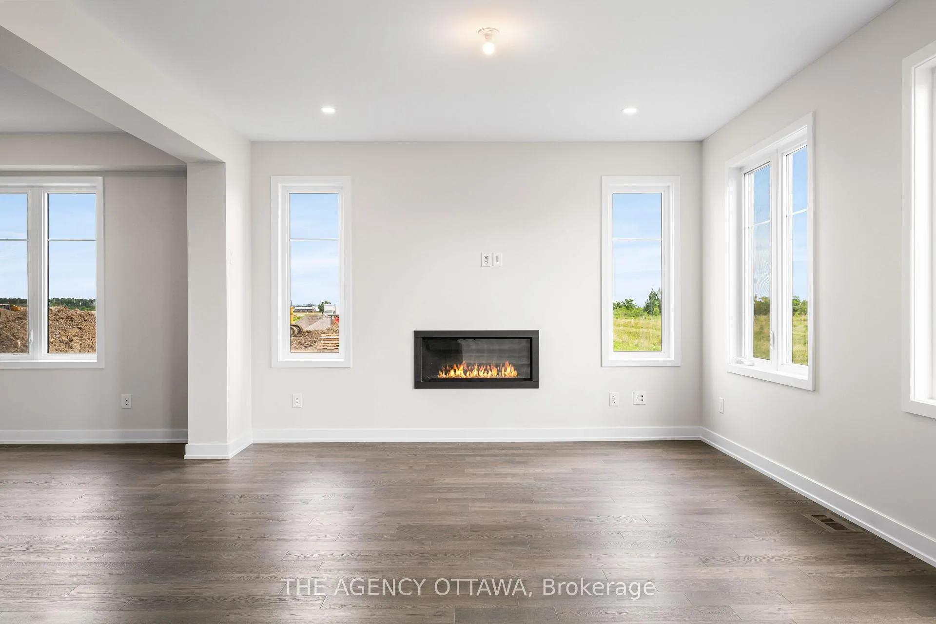 Photo 9 of 2066 Postilion Street, Ottawa, Richmond — HOMEH