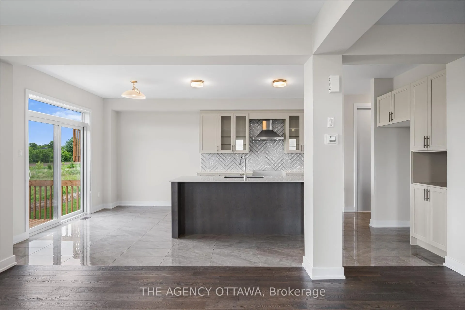 Photo 14 of 2066 Postilion Street, Ottawa, Richmond — HOMEH
