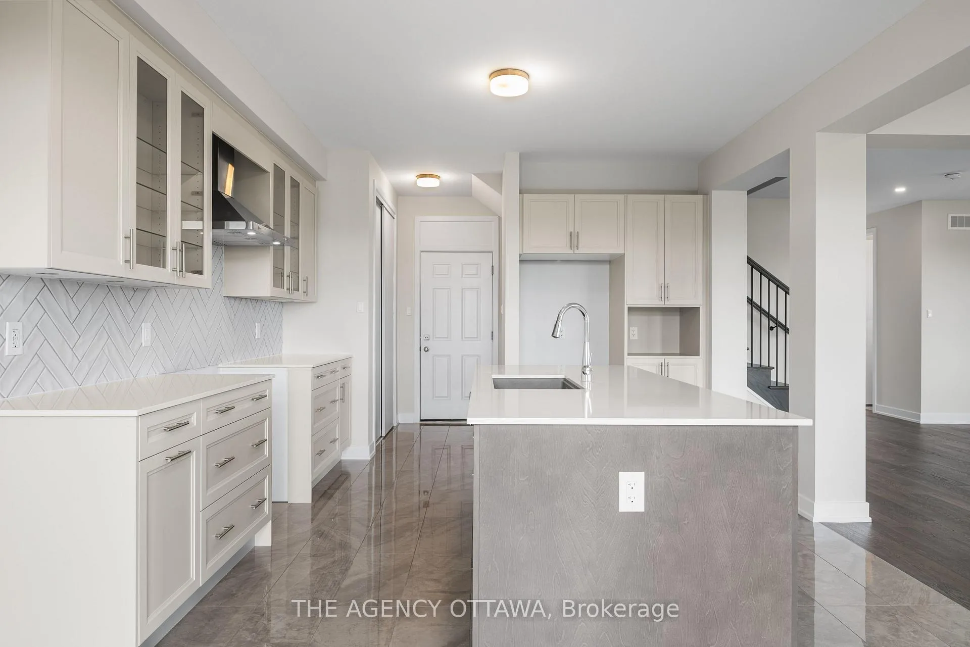 Photo 17 of 2066 Postilion Street, Ottawa, Richmond — HOMEH