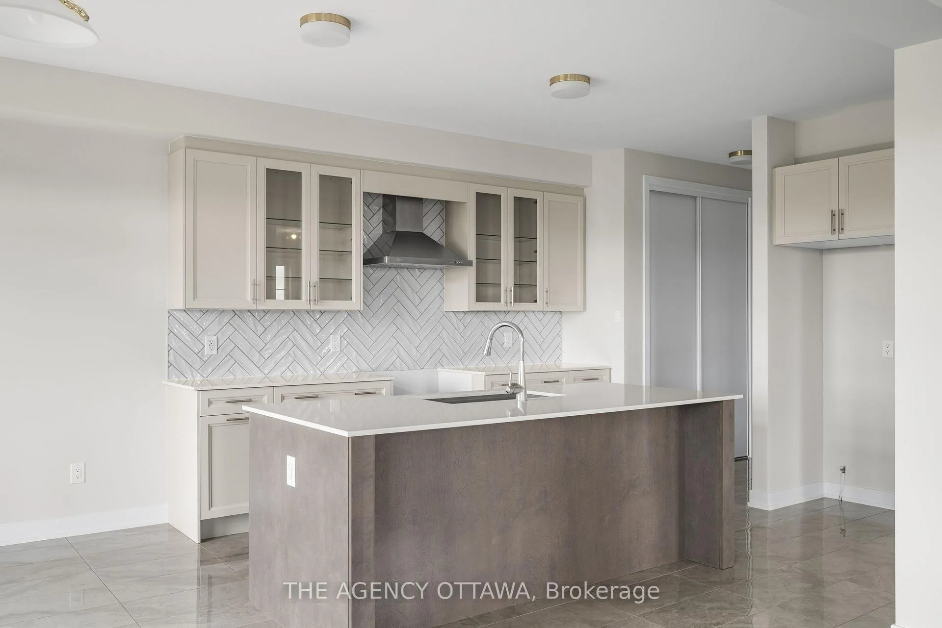 Photo 18 of 2066 Postilion Street, Ottawa, Richmond — HOMEH