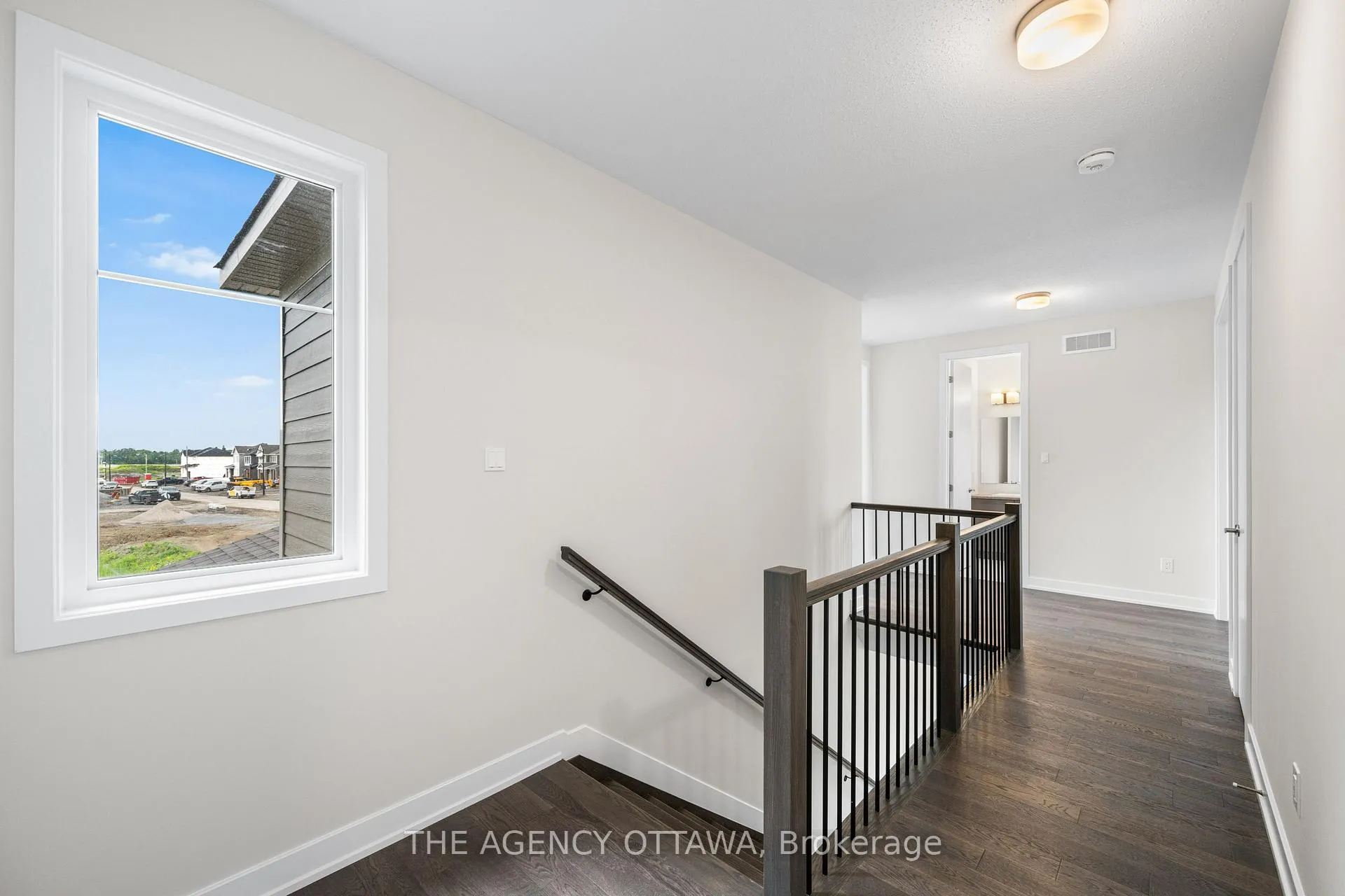 Photo 20 of 2066 Postilion Street, Ottawa, Richmond — HOMEH