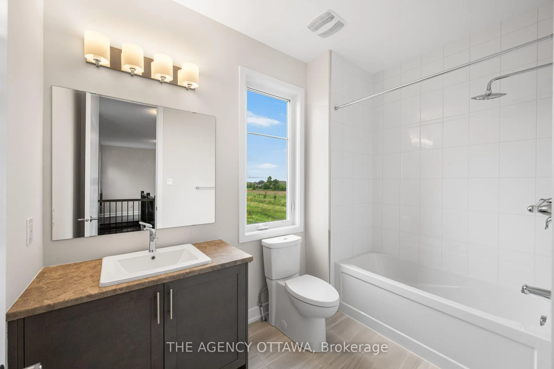 Photo 24 of 2066 Postilion Street, Ottawa, Richmond — HOMEH