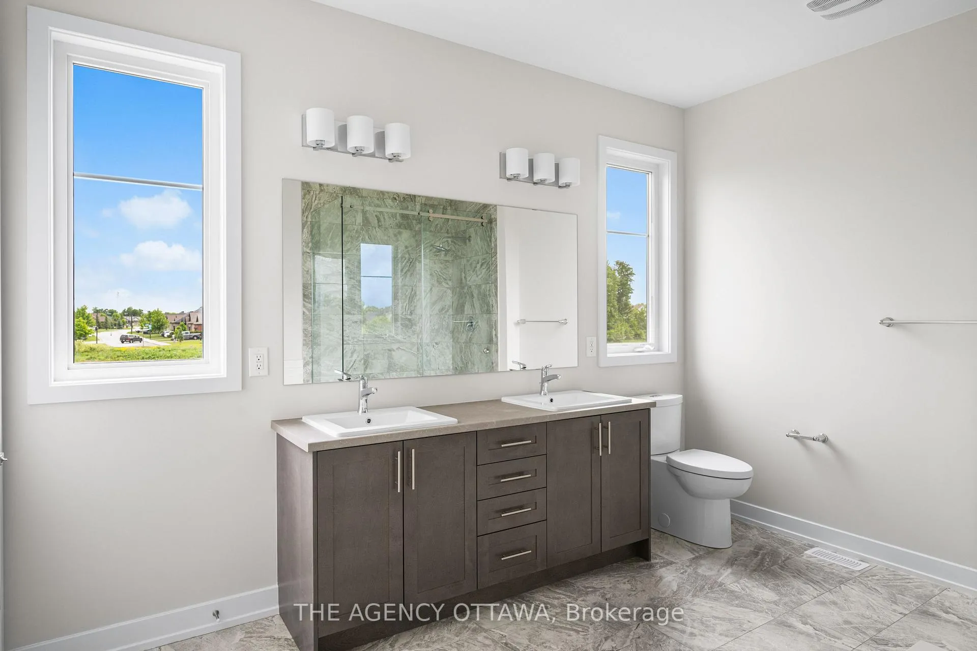 Photo 29 of 2066 Postilion Street, Ottawa, Richmond — HOMEH