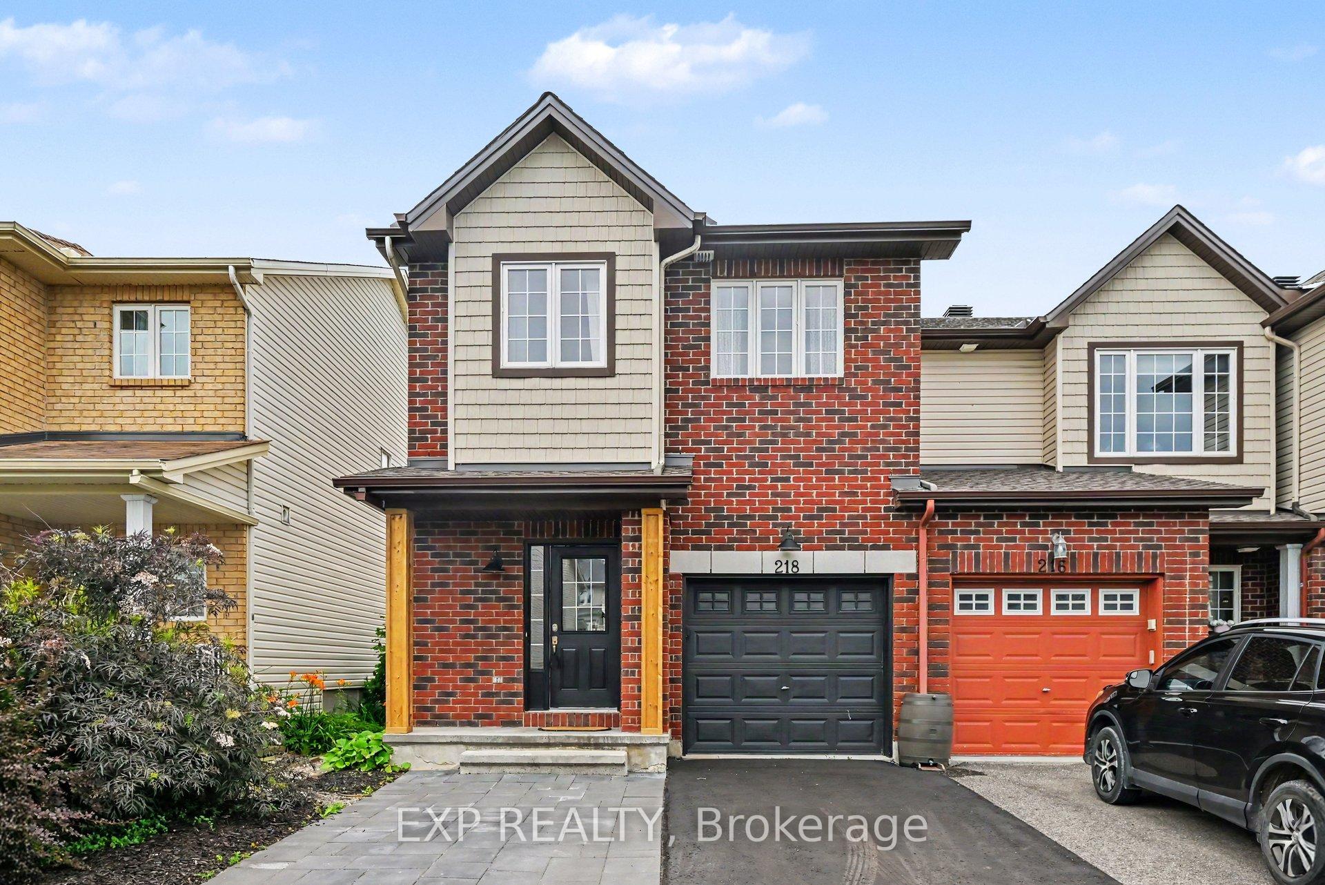 Photo 2 of 218 Rolling Meadow Crescent, Ottawa, Mer Bleue/Bradley Estates/Anderson Park — HOMEH