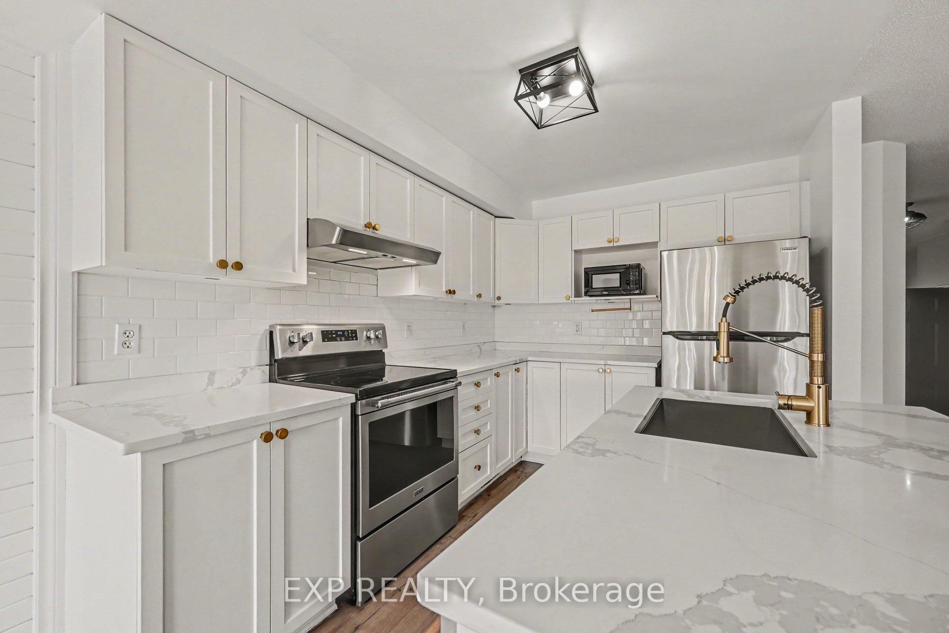Photo 9 of 218 Rolling Meadow Crescent, Ottawa, Mer Bleue/Bradley Estates/Anderson Park — HOMEH