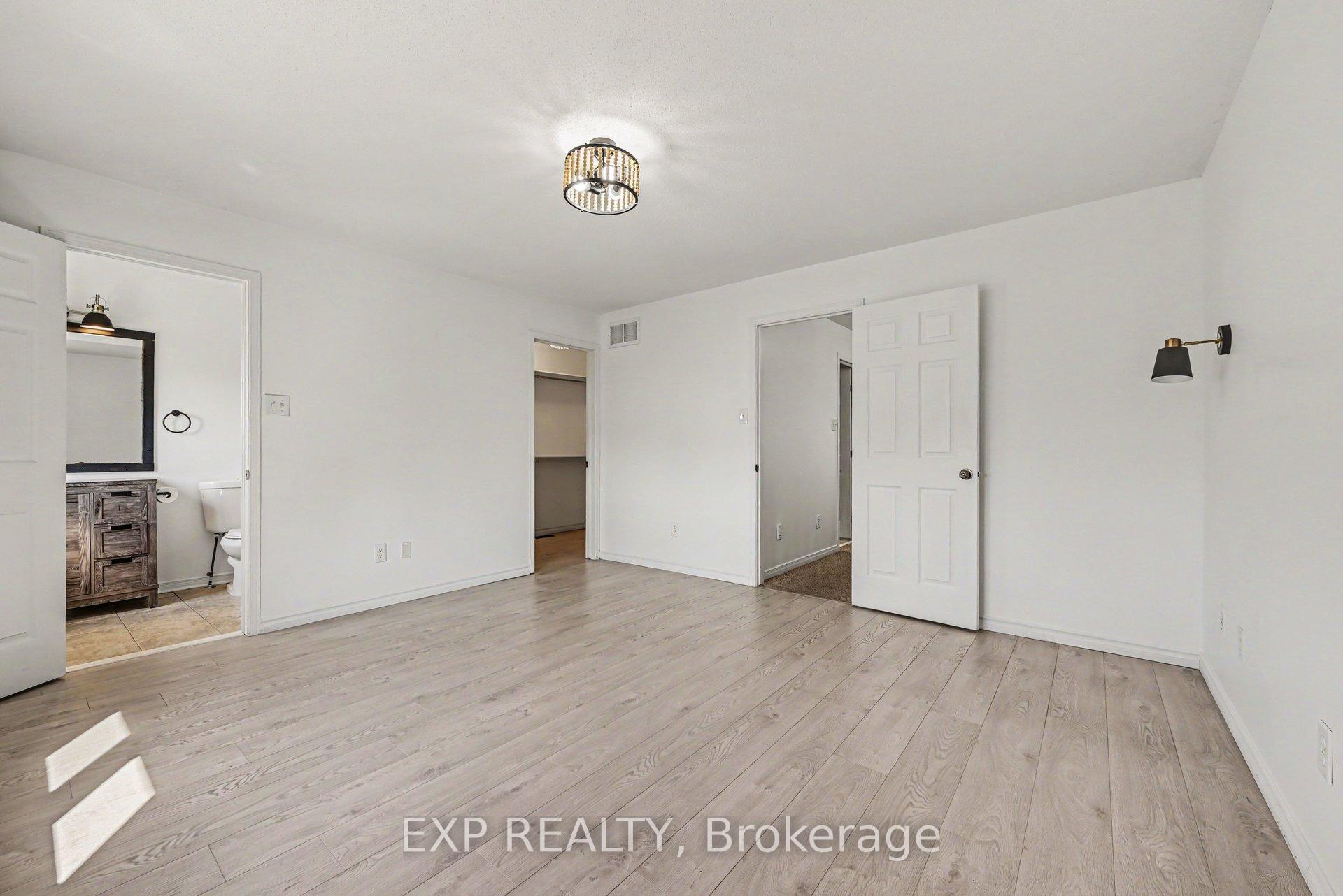 Photo 14 of 218 Rolling Meadow Crescent, Ottawa, Mer Bleue/Bradley Estates/Anderson Park — HOMEH