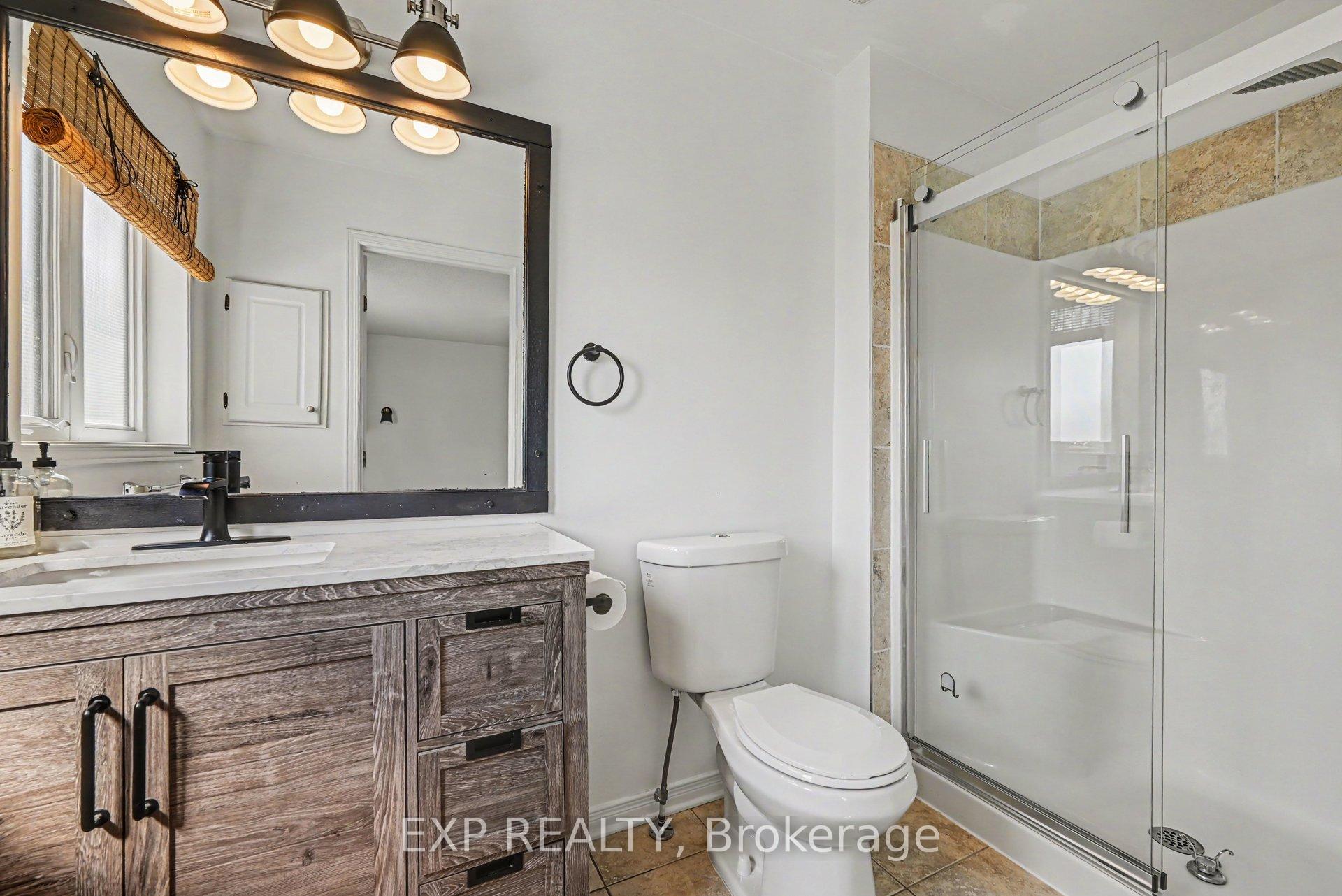 Photo 15 of 218 Rolling Meadow Crescent, Ottawa, Mer Bleue/Bradley Estates/Anderson Park — HOMEH