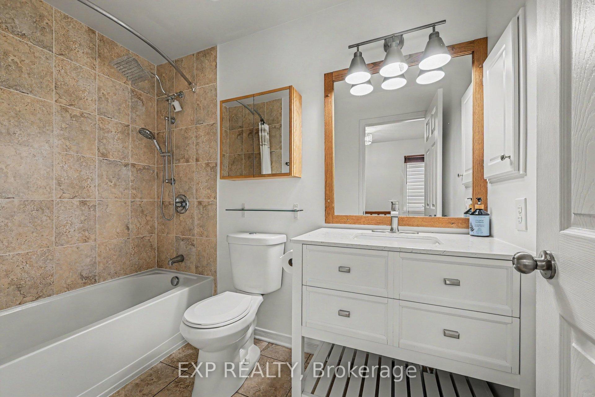Photo 22 of 218 Rolling Meadow Crescent, Ottawa, Mer Bleue/Bradley Estates/Anderson Park — HOMEH