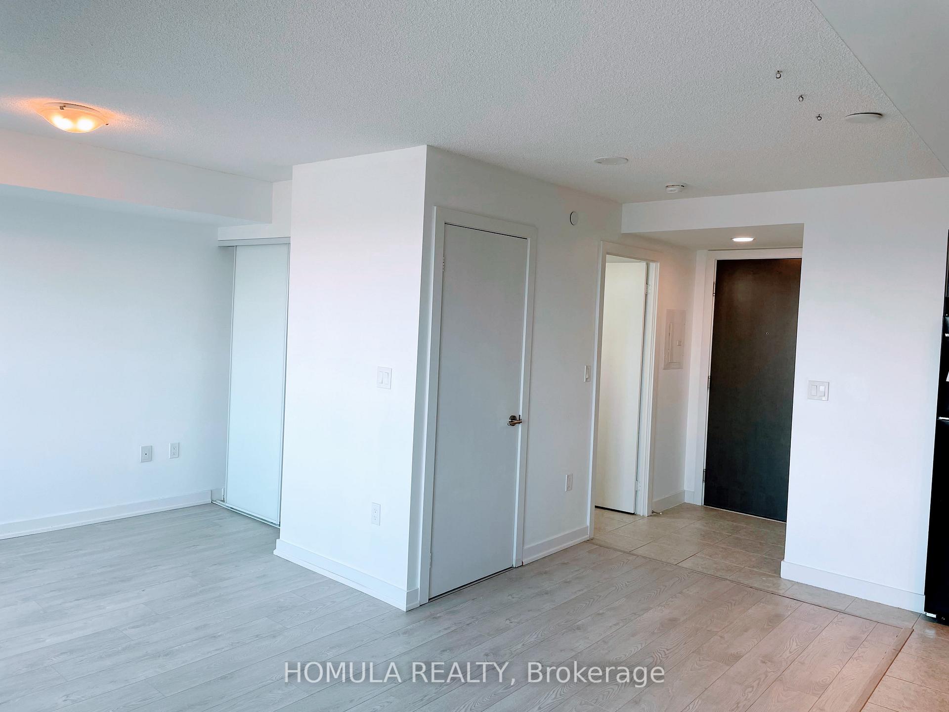 Photo 3 of Unit 1113, 1346 Danforth Road, Scarborough, Eglinton East — HOMEH