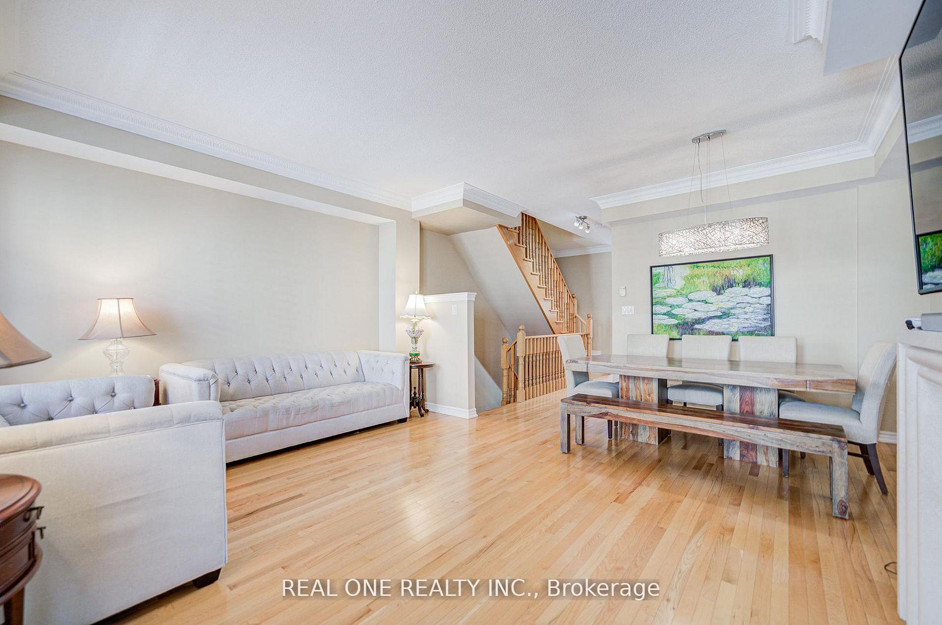 Photo 4 of Unit Upper, 9 Ruskov Lane, Markham, Cathedraltown — HOMEH