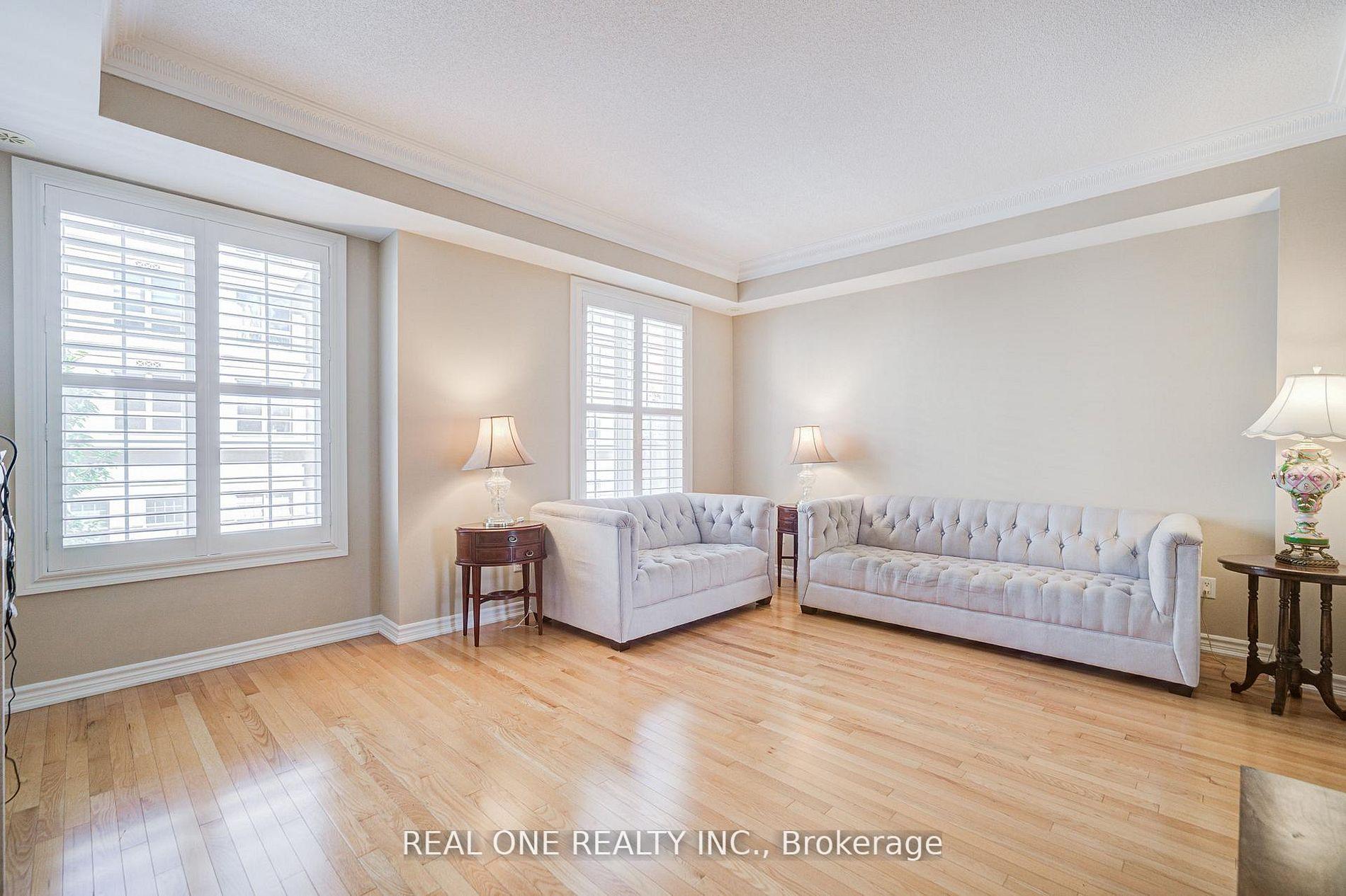 Photo 9 of Unit Upper, 9 Ruskov Lane, Markham, Cathedraltown — HOMEH