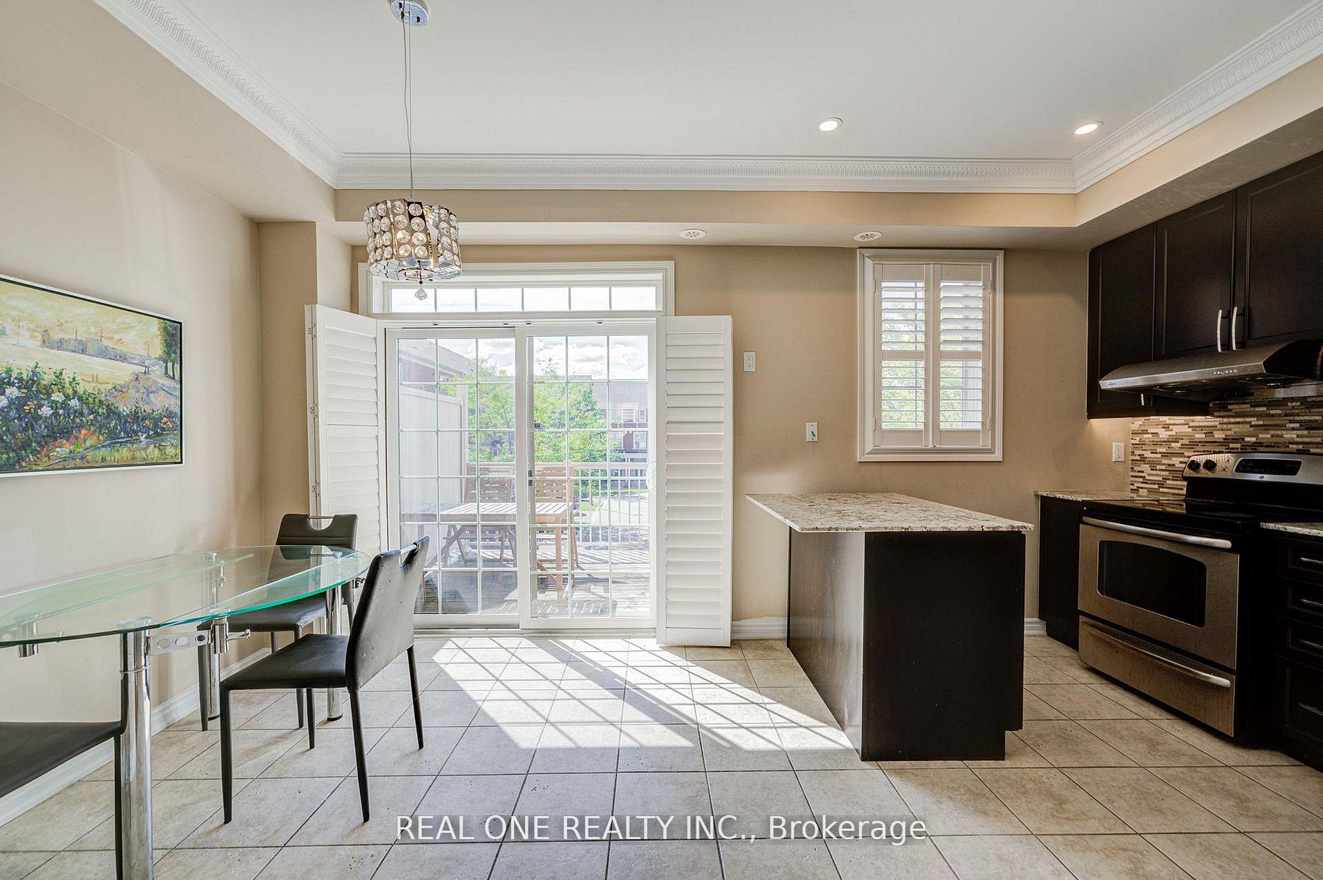 Photo 10 of Unit Upper, 9 Ruskov Lane, Markham, Cathedraltown — HOMEH