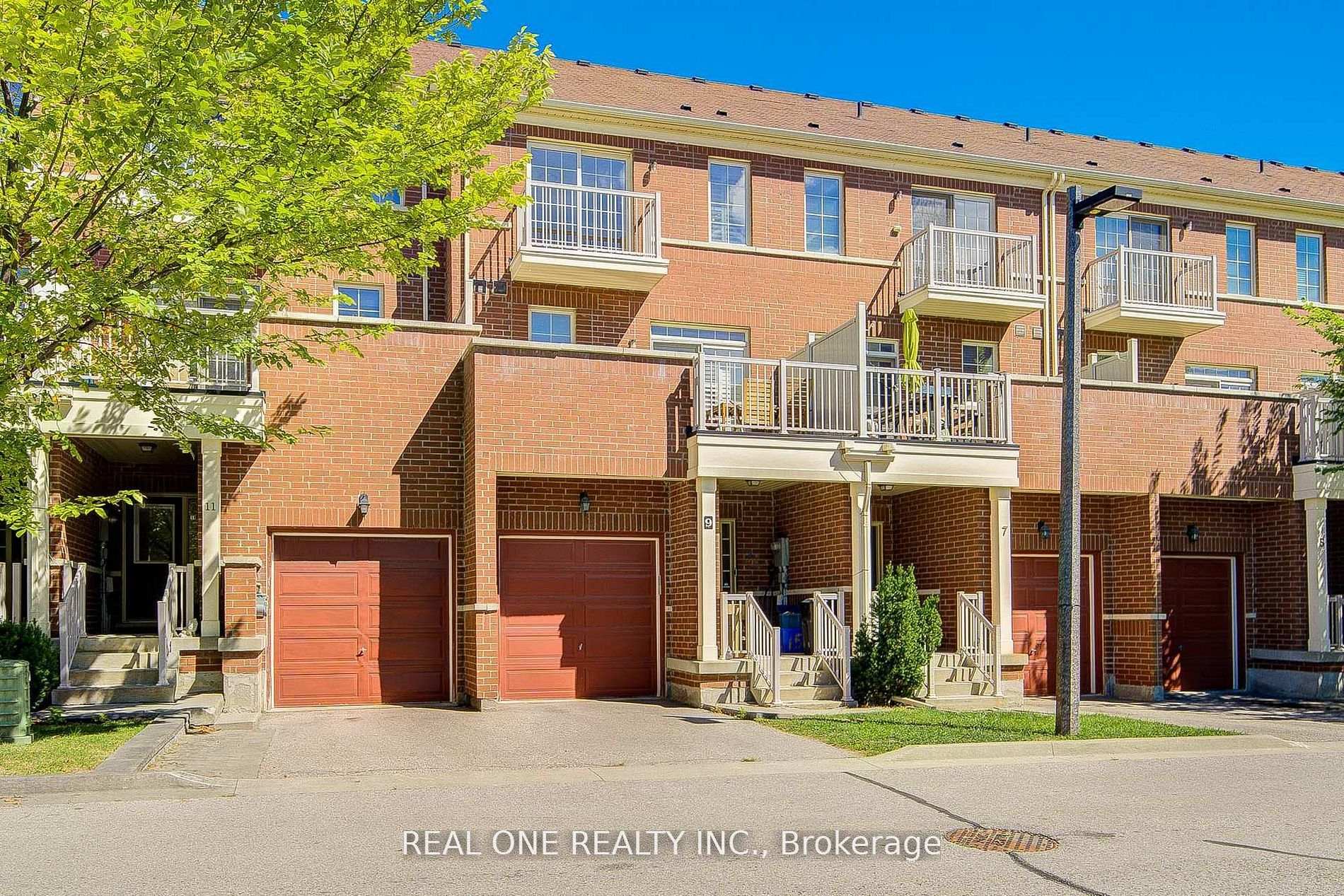 Photo 31 of Unit Upper, 9 Ruskov Lane, Markham, Cathedraltown — HOMEH
