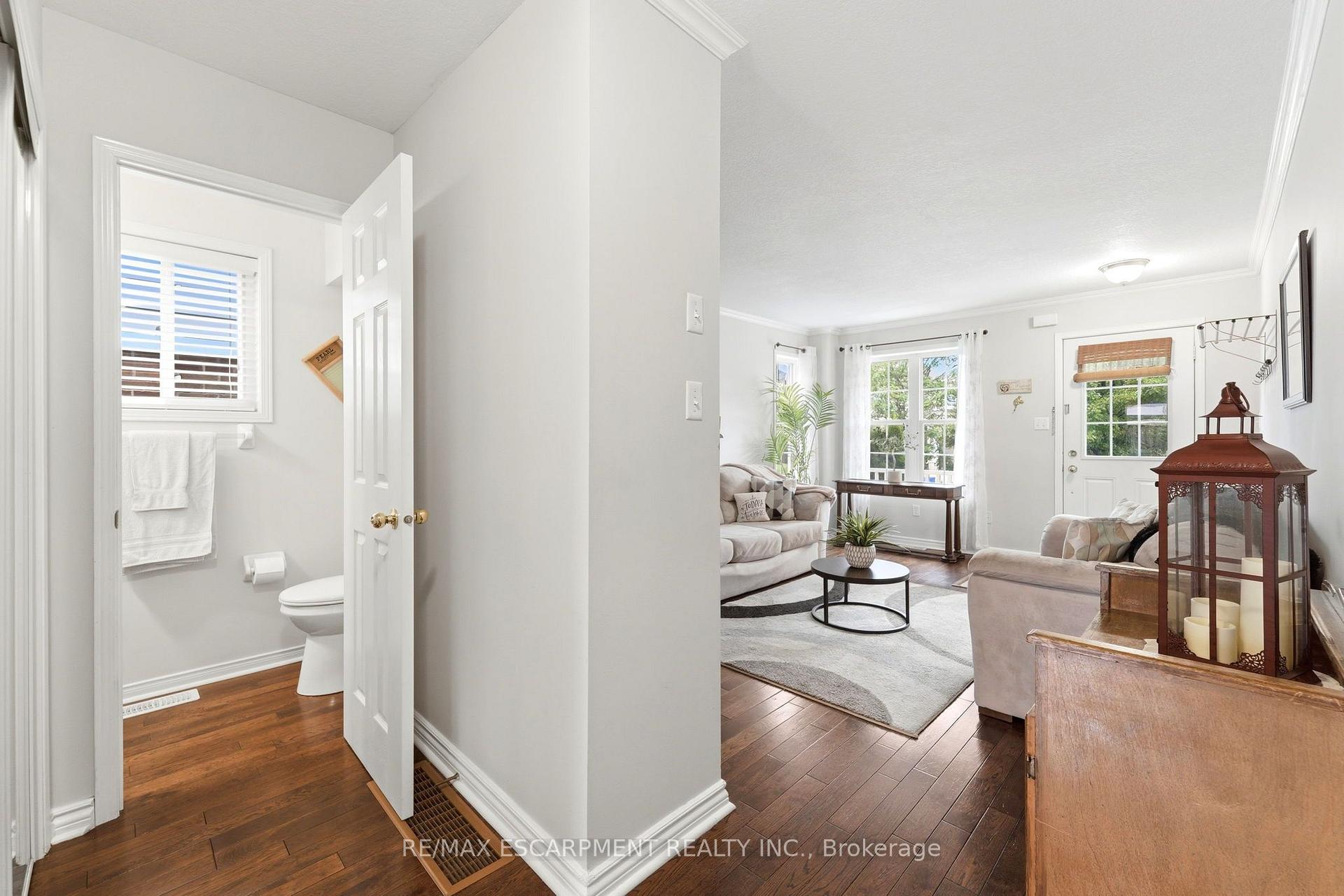 Photo 5 of 79 Cleghorn Drive, Hamilton, Binbrook — HOMEH