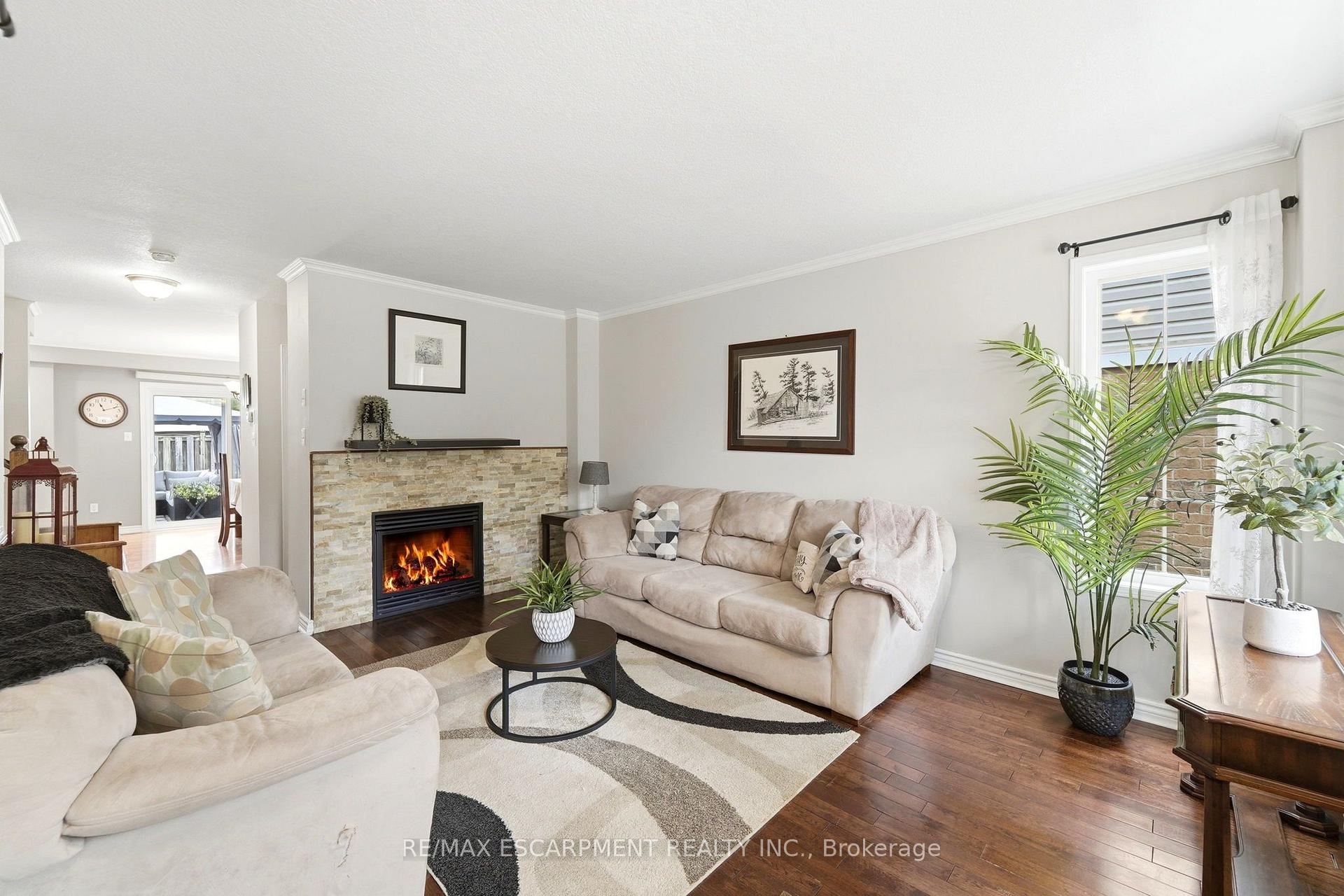 Photo 9 of 79 Cleghorn Drive, Hamilton, Binbrook — HOMEH