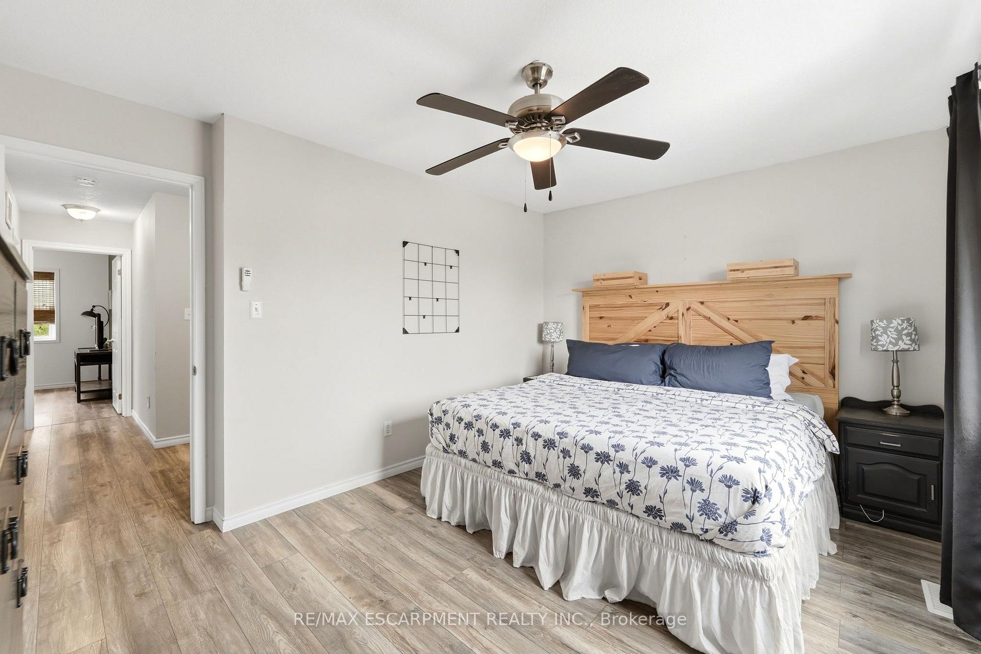 Photo 24 of 79 Cleghorn Drive, Hamilton, Binbrook — HOMEH