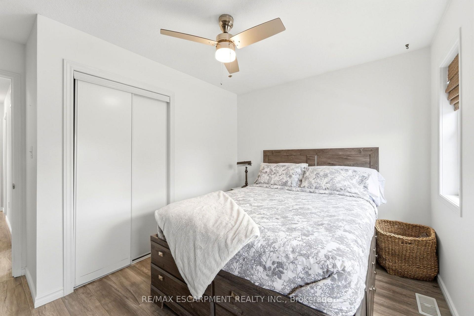 Photo 31 of 79 Cleghorn Drive, Hamilton, Binbrook — HOMEH