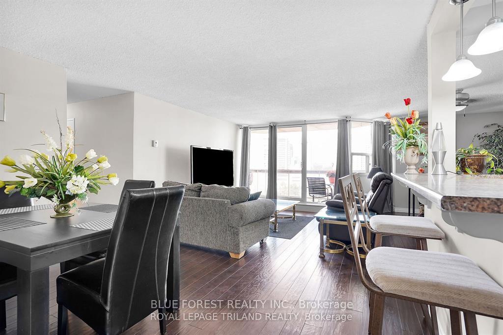 Photo 11 of Unit 1006, 363 Colborne Street, London, East K — HOMEH