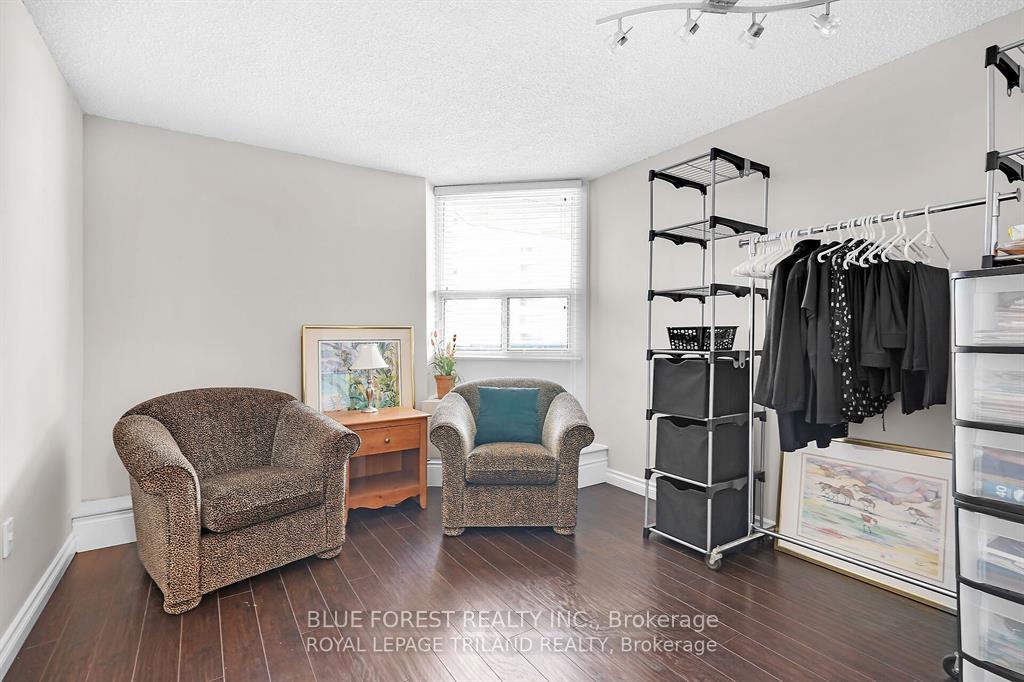 Photo 21 of Unit 1006, 363 Colborne Street, London, East K — HOMEH