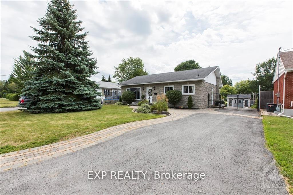 Photo 1 of 28 Appleford Street, Ottawa, Cardinal Heights — HOMEH