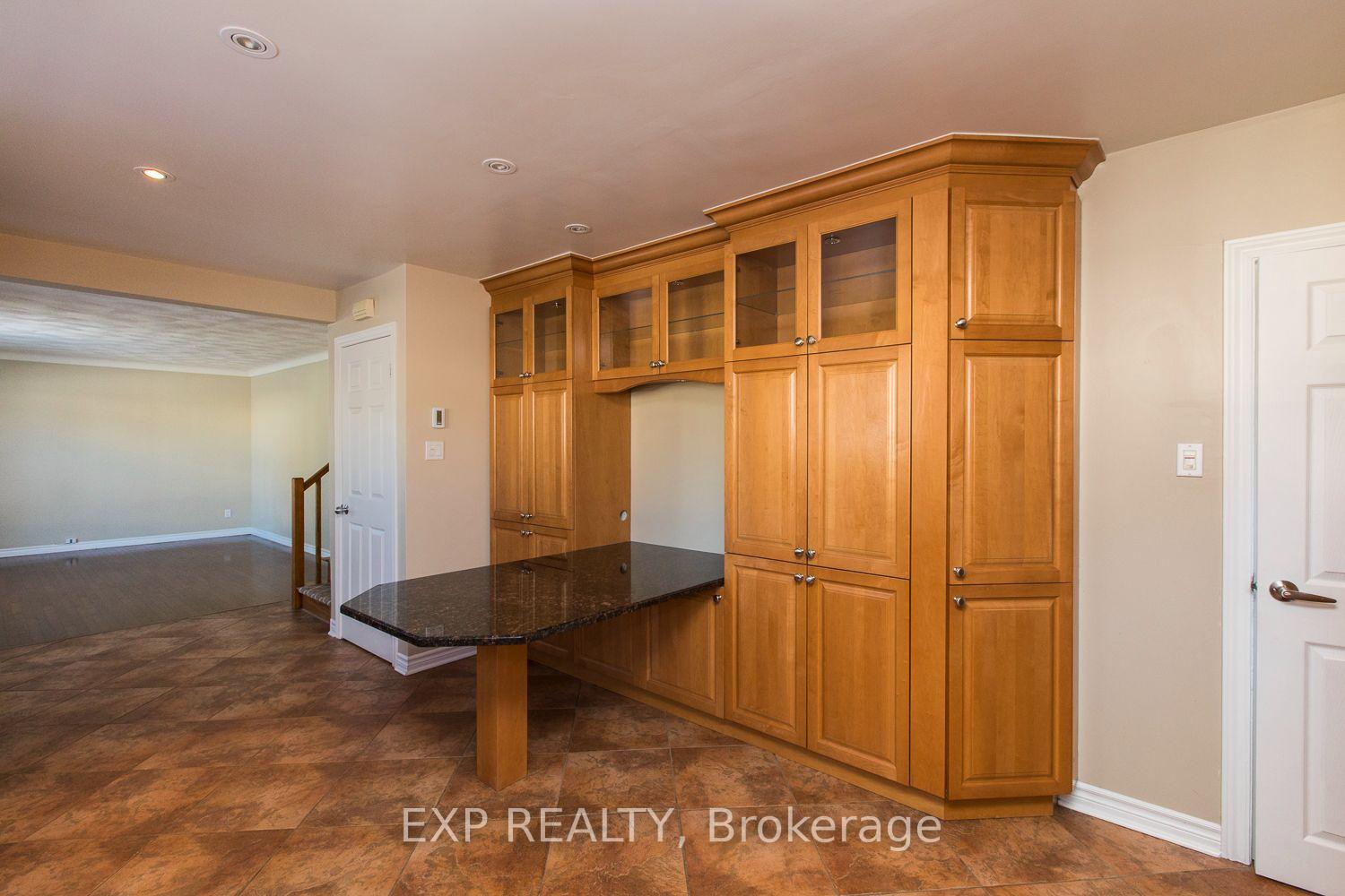 Photo 12 of 28 Appleford Street, Ottawa, Cardinal Heights — HOMEH