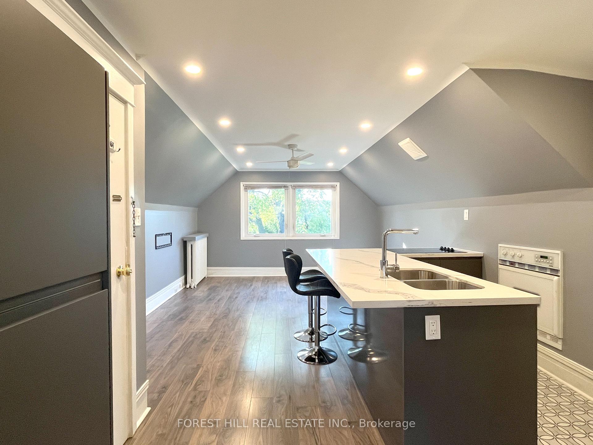 Photo 4 of Unit 3rd, 303 Lonsdale Road, Toronto, Forest Hill South — HOMEH