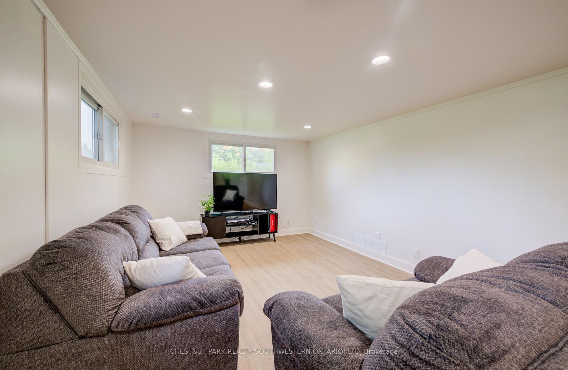 Photo 31 of 21 Culham Drive, Cambridge, St Andrews/Southwood — HOMEH