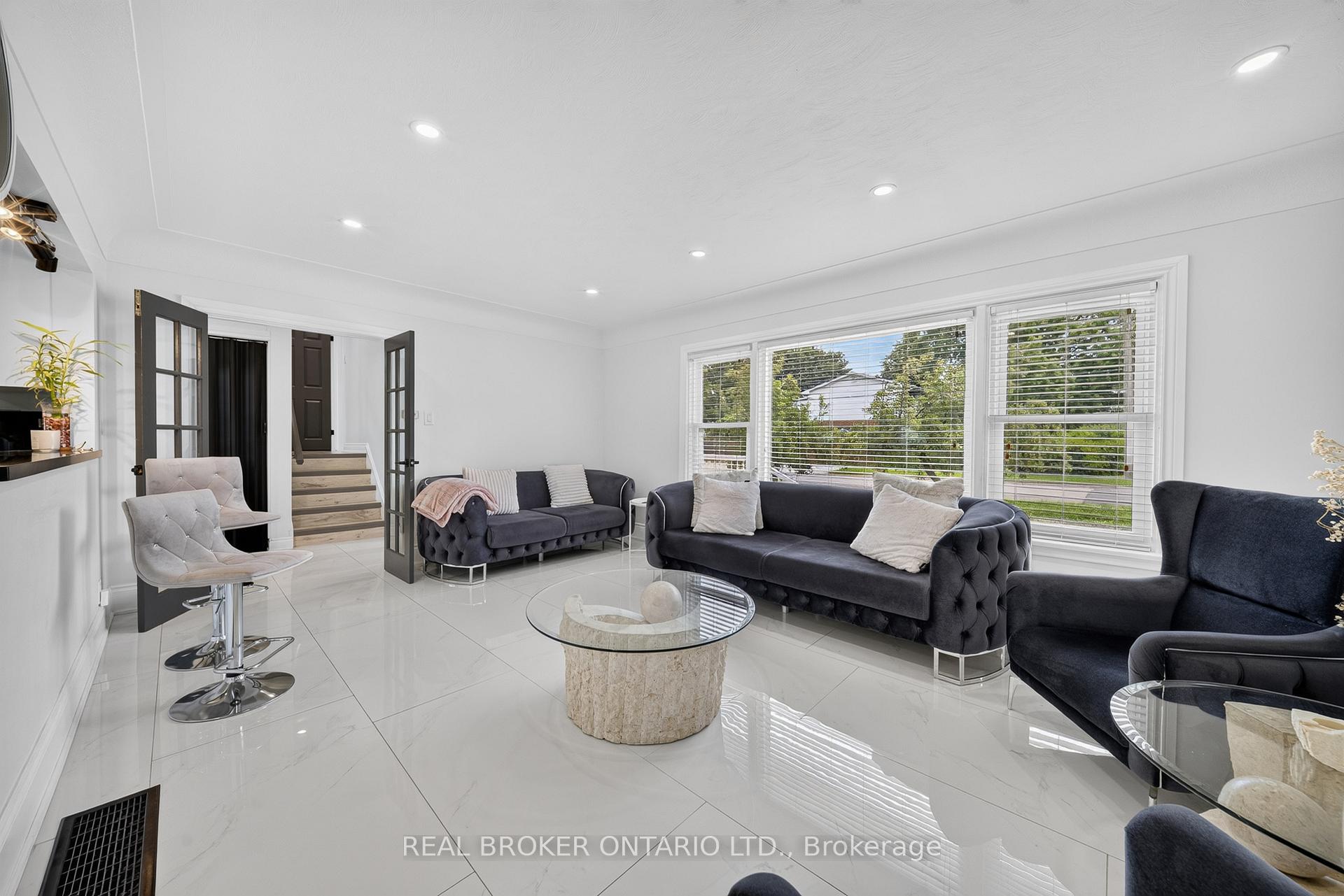 Photo 6 of 115 Green Road, Hamilton, Stoney Creek — HOMEH