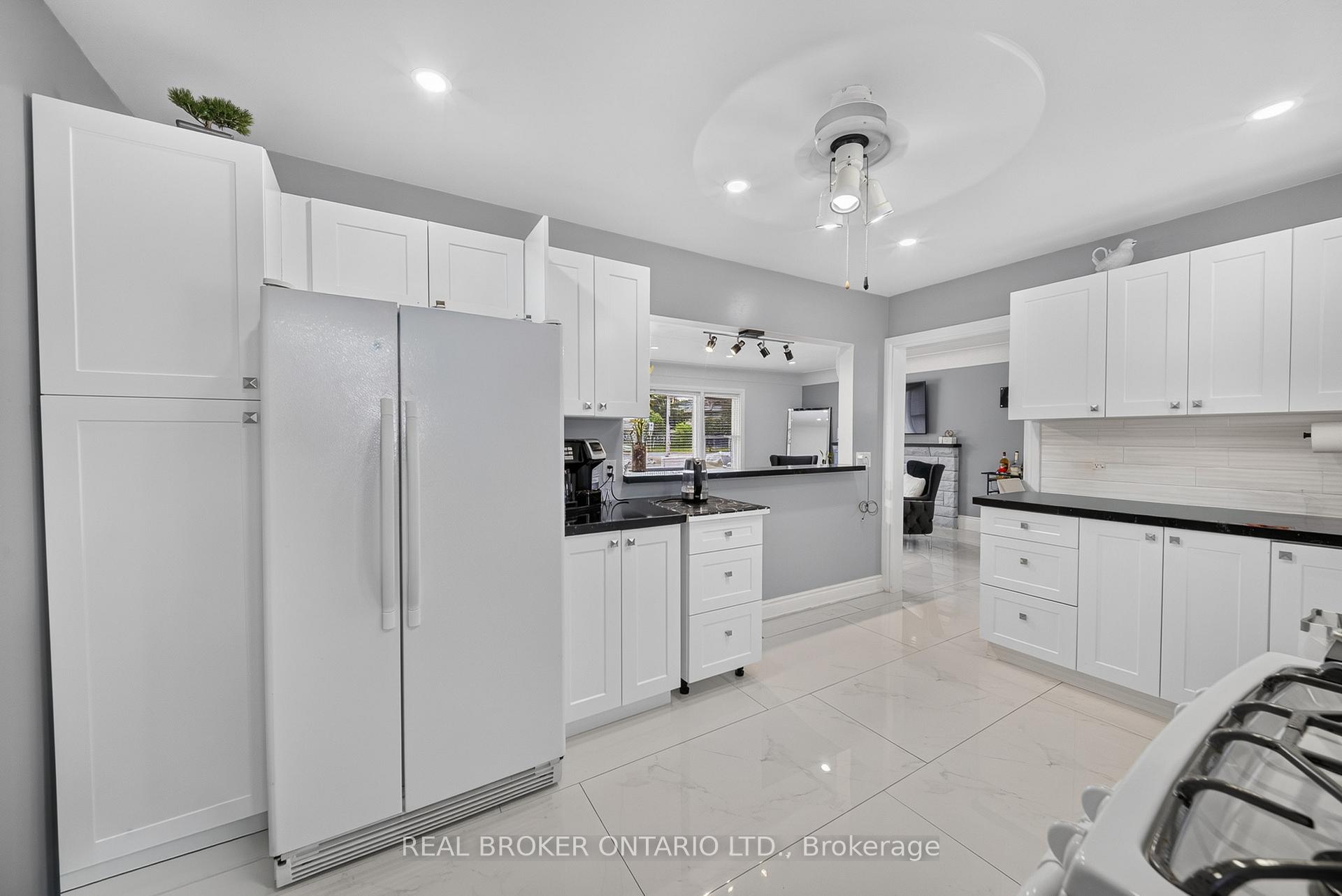Photo 11 of 115 Green Road, Hamilton, Stoney Creek — HOMEH