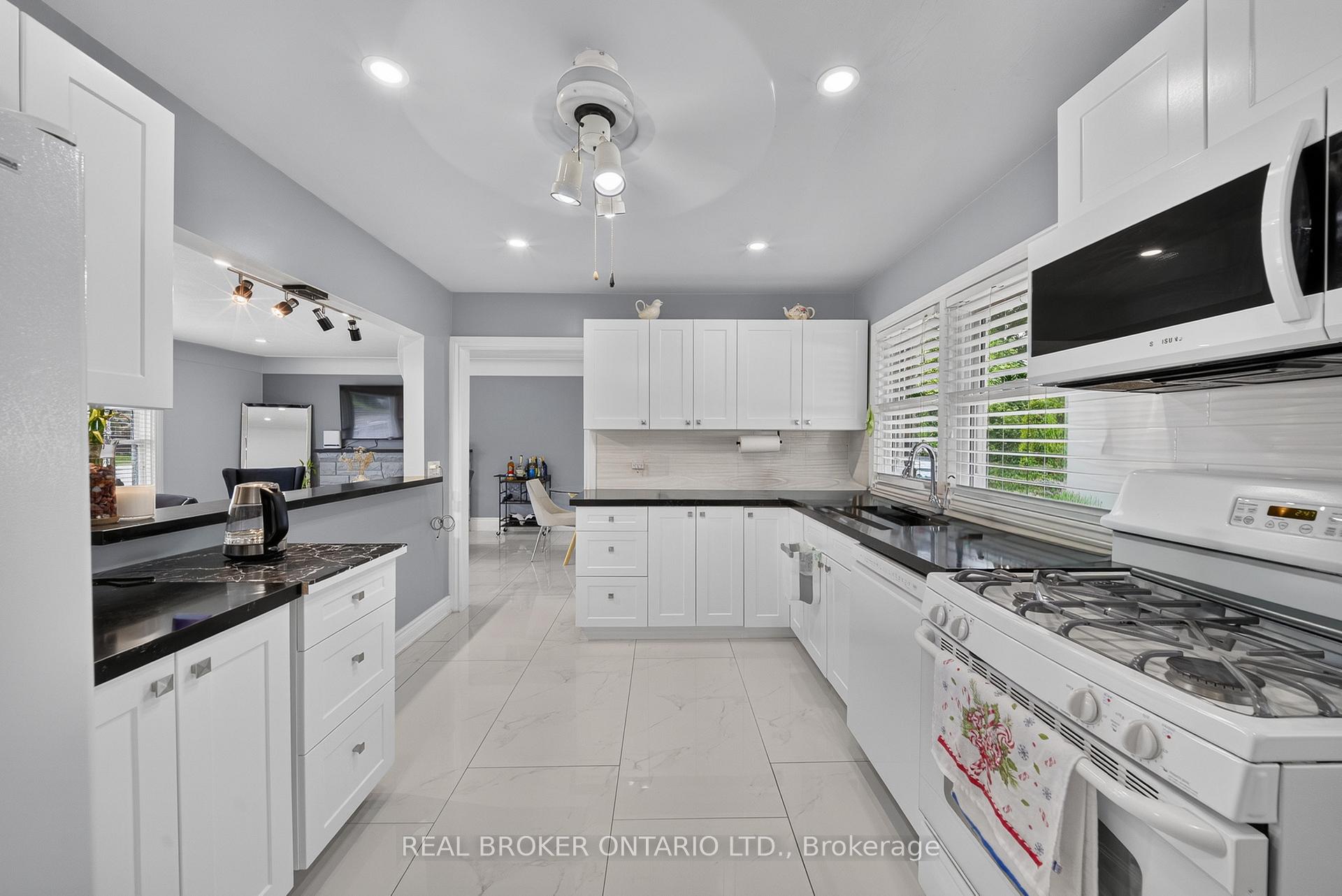 Photo 12 of 115 Green Road, Hamilton, Stoney Creek — HOMEH