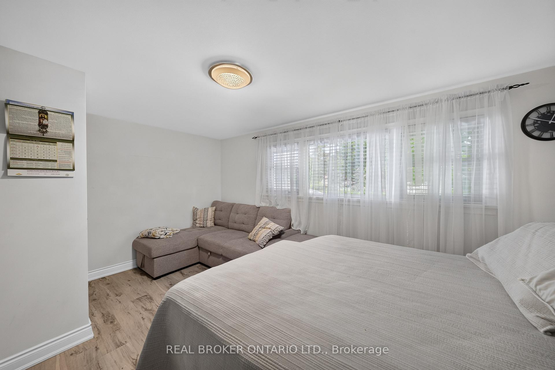 Photo 21 of 115 Green Road, Hamilton, Stoney Creek — HOMEH