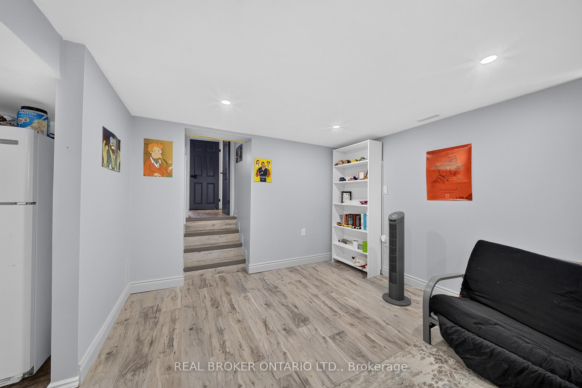Photo 23 of 115 Green Road, Hamilton, Stoney Creek — HOMEH