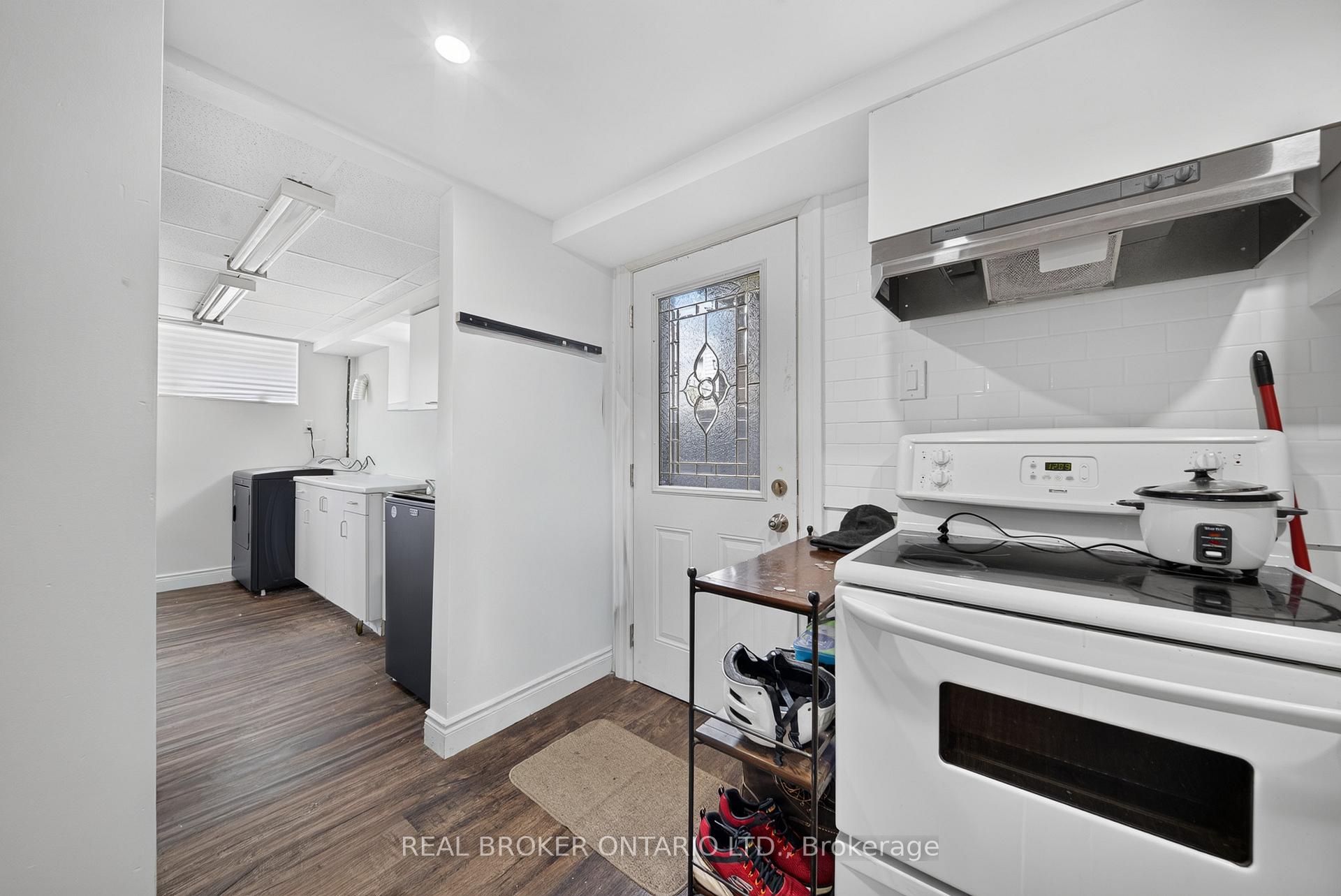Photo 26 of 115 Green Road, Hamilton, Stoney Creek — HOMEH