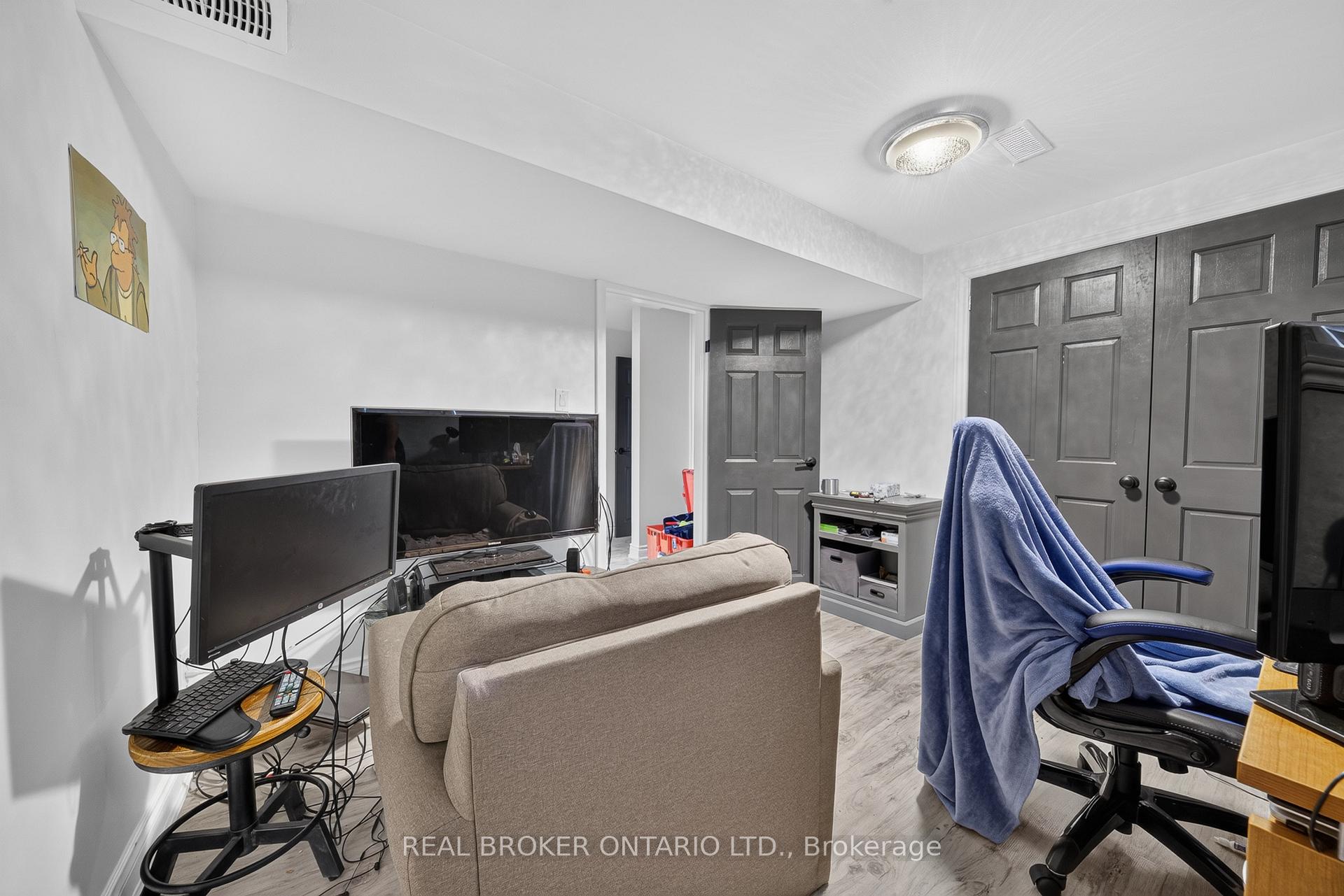 Photo 35 of 115 Green Road, Hamilton, Stoney Creek — HOMEH