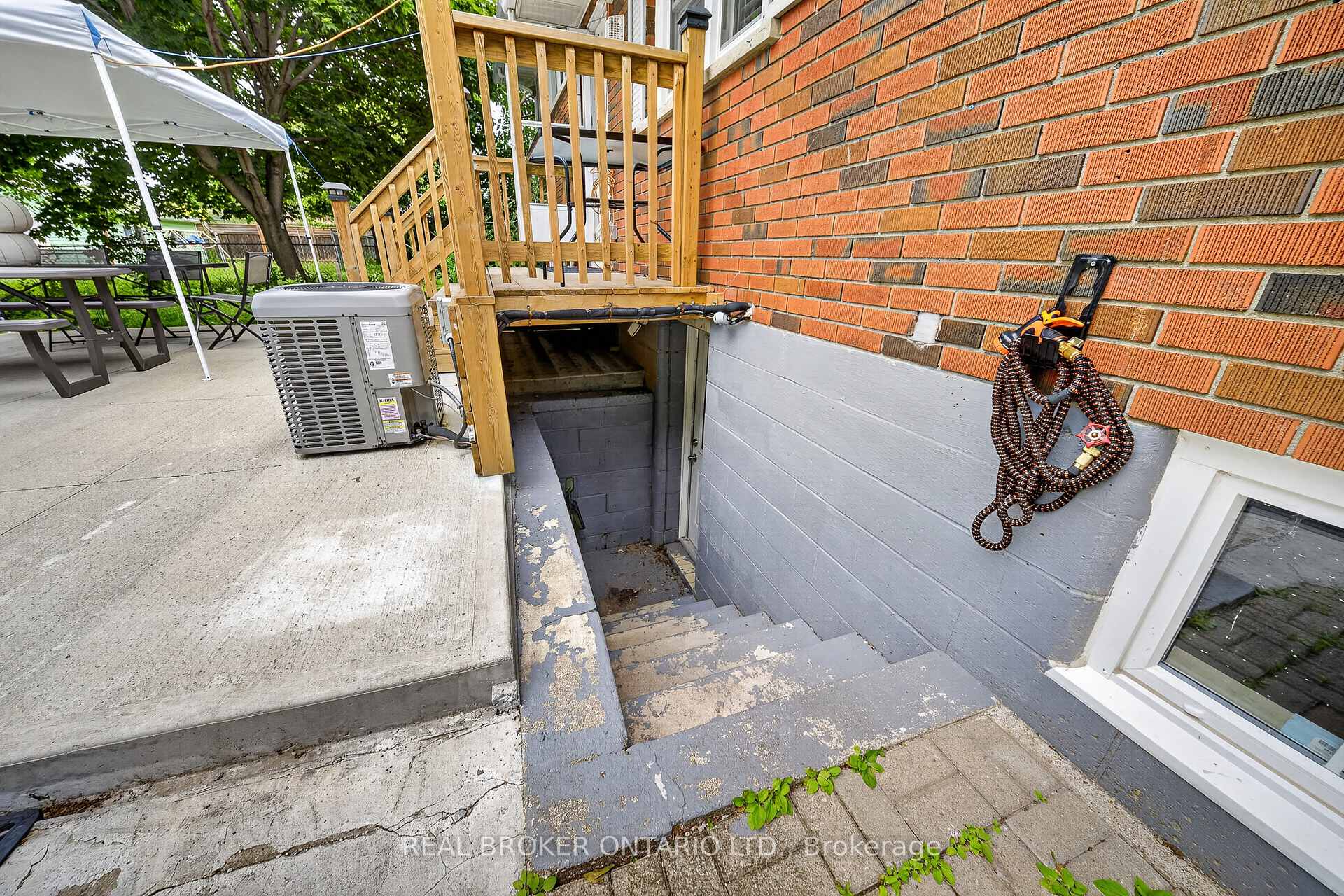 Photo 36 of 115 Green Road, Hamilton, Stoney Creek — HOMEH