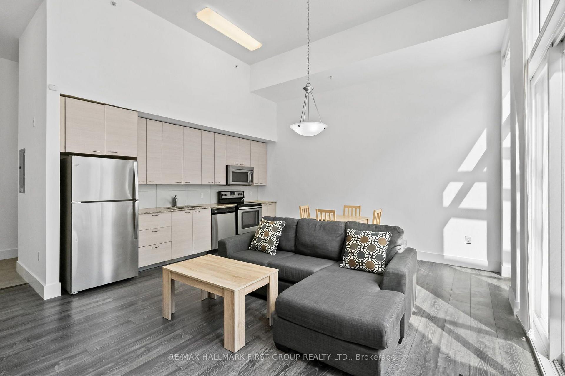 Photo 1 of Unit 5, 253 Albert Street, Waterloo, Beechwood/University — HOMEH