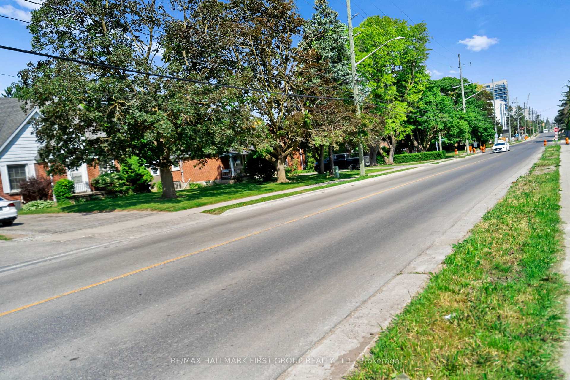 Photo 32 of Unit 5, 253 Albert Street, Waterloo, Beechwood/University — HOMEH