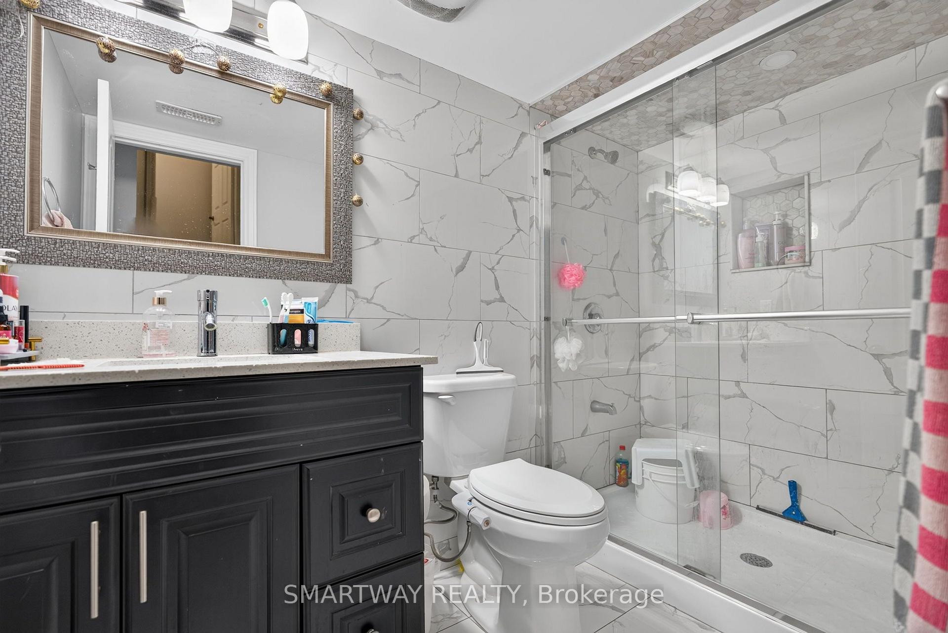 Photo 45 of 26 Fanning Trail, Brampton, Toronto Gore Rural Estate — HOMEH