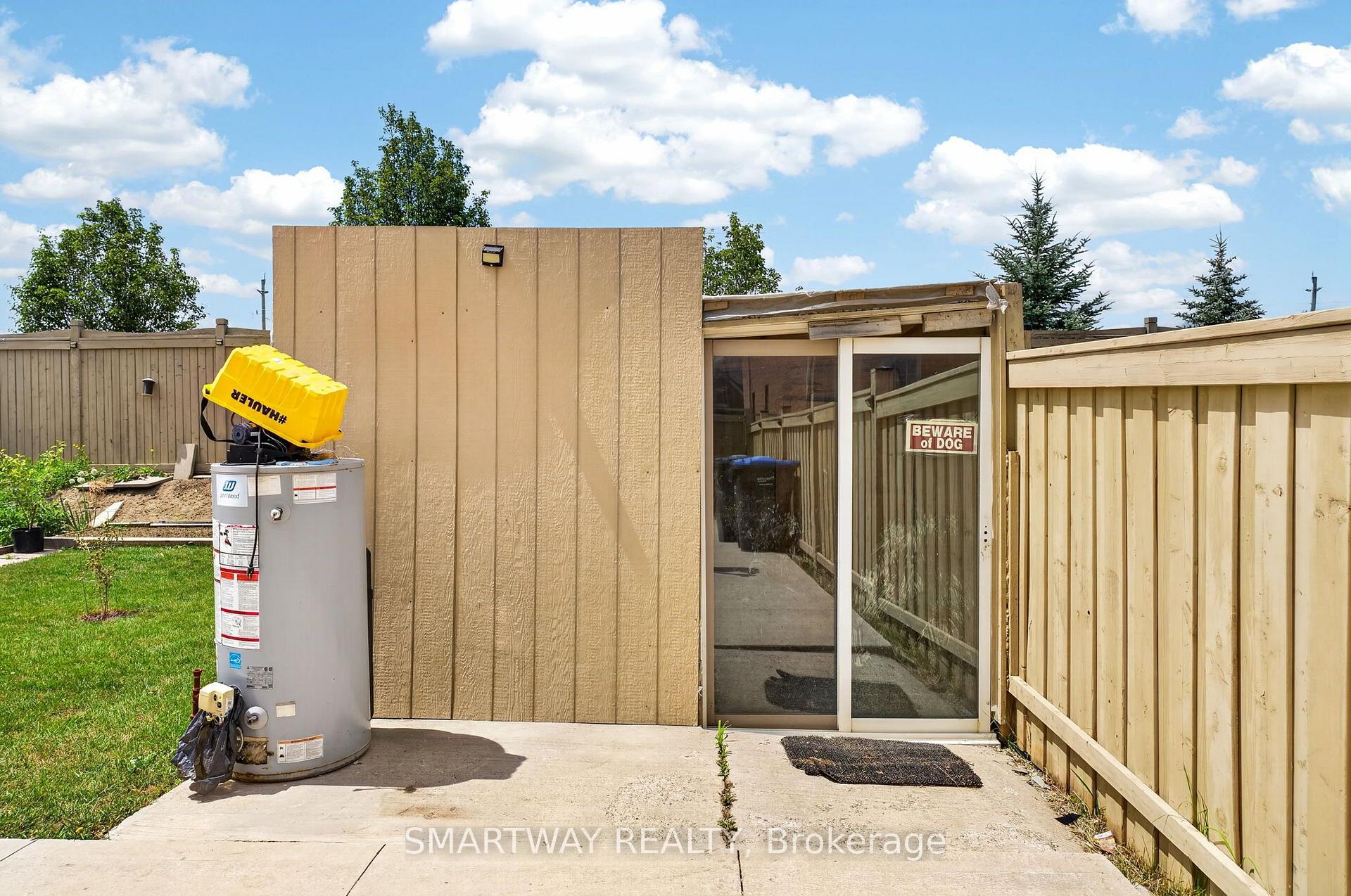 Photo 52 of 26 Fanning Trail, Brampton, Toronto Gore Rural Estate — HOMEH
