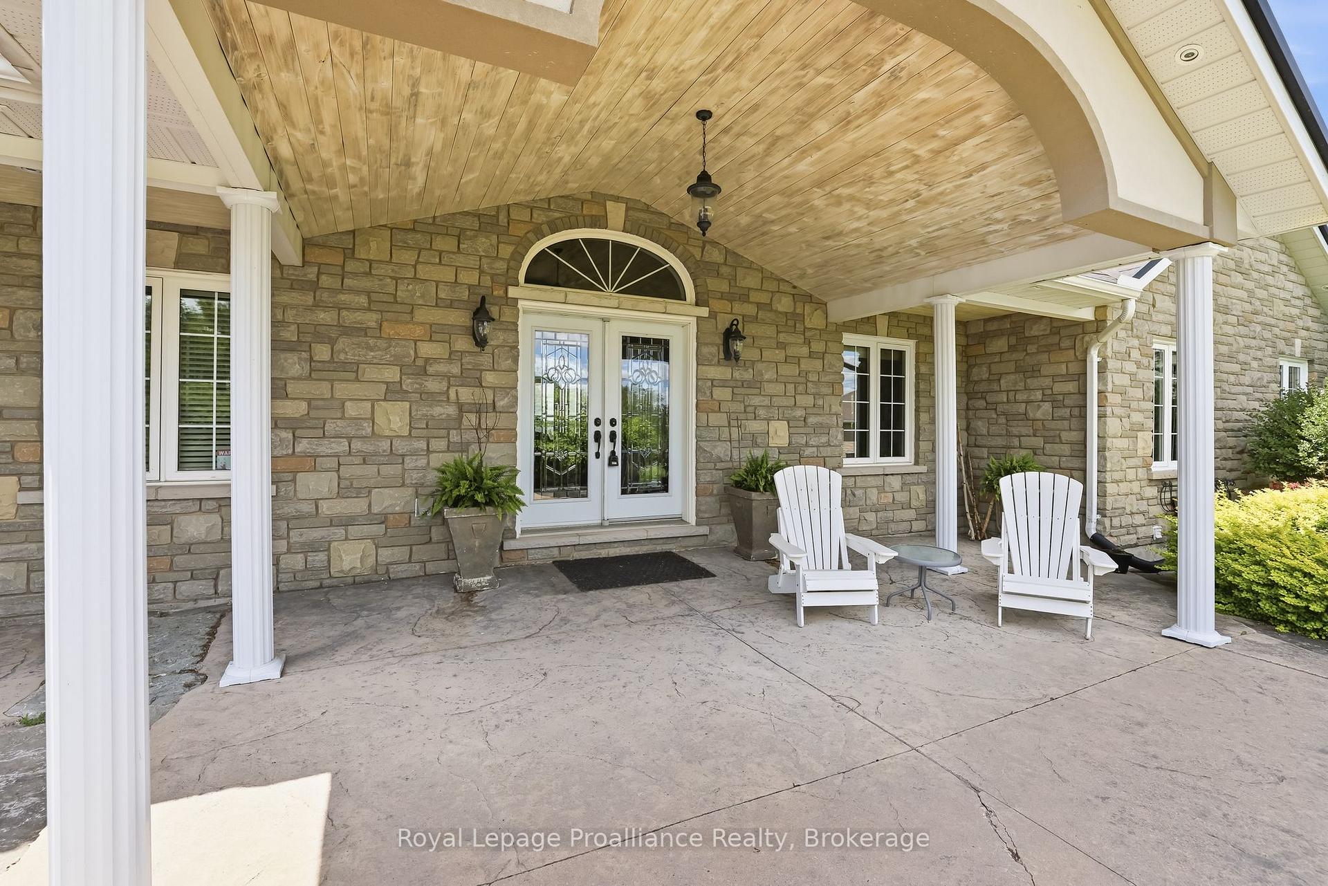 Photo 6 of 1674 Morris Avenue, Selwyn — HOMEH