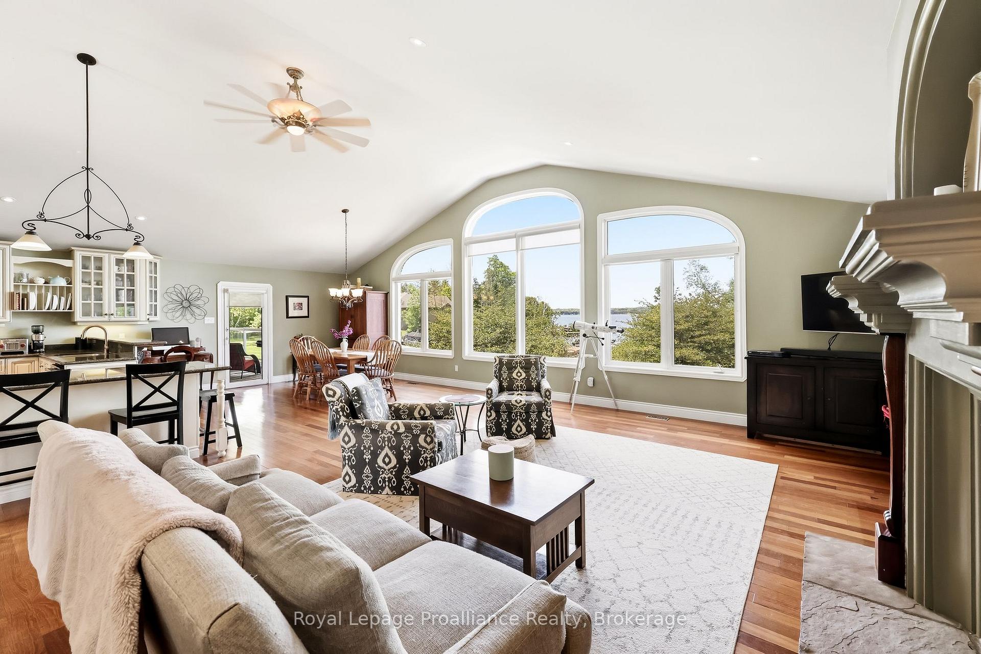 Photo 10 of 1674 Morris Avenue, Selwyn — HOMEH