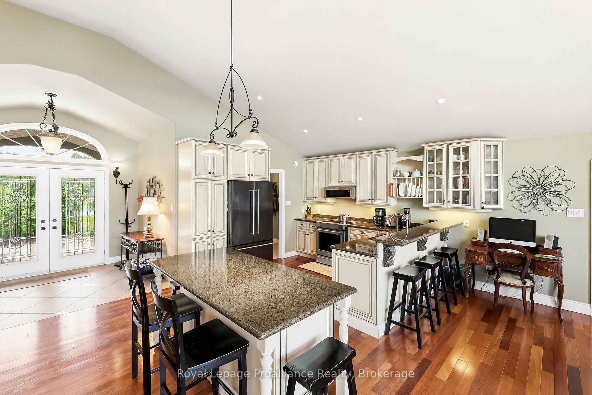 Photo 12 of 1674 Morris Avenue, Selwyn — HOMEH