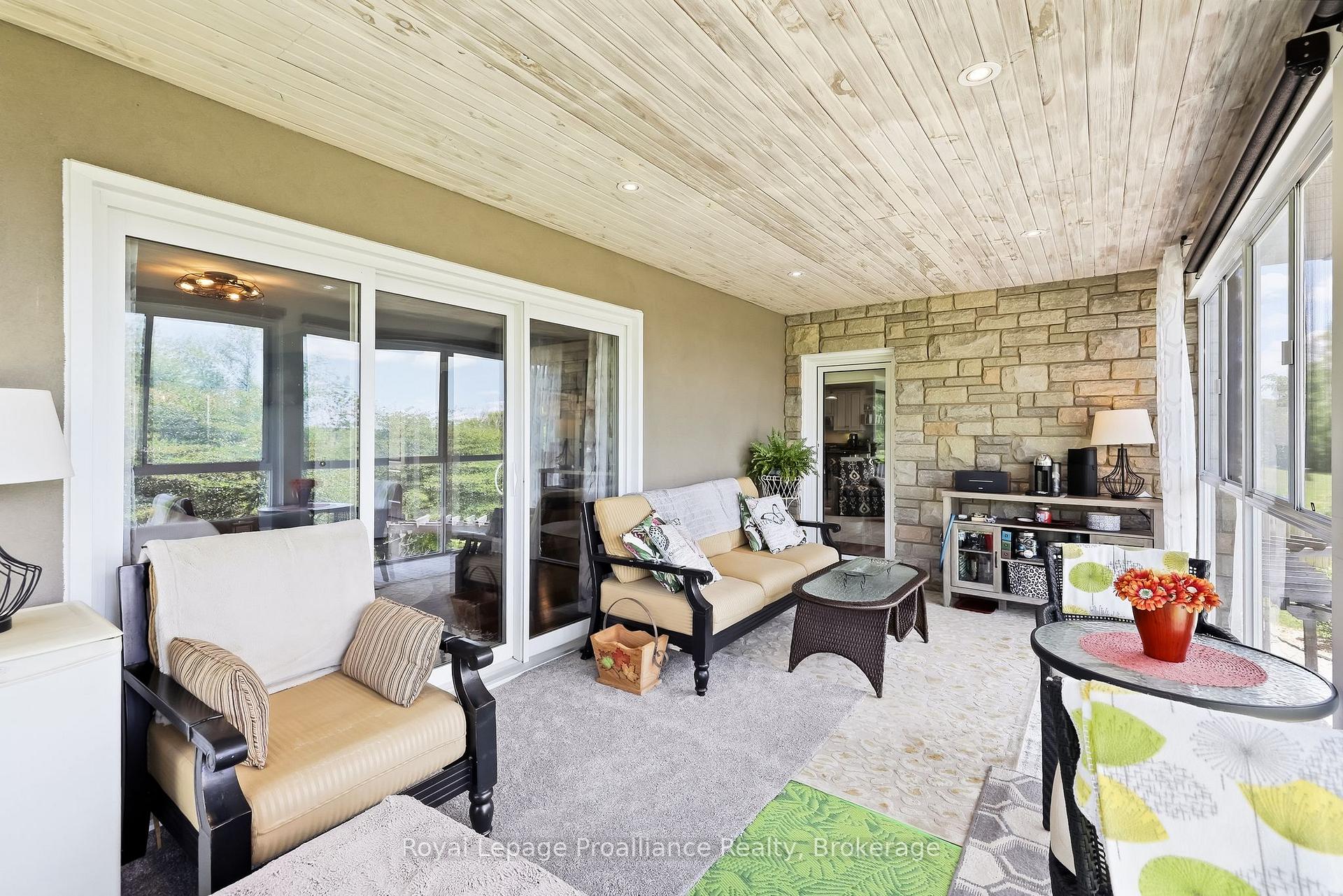 Photo 25 of 1674 Morris Avenue, Selwyn — HOMEH