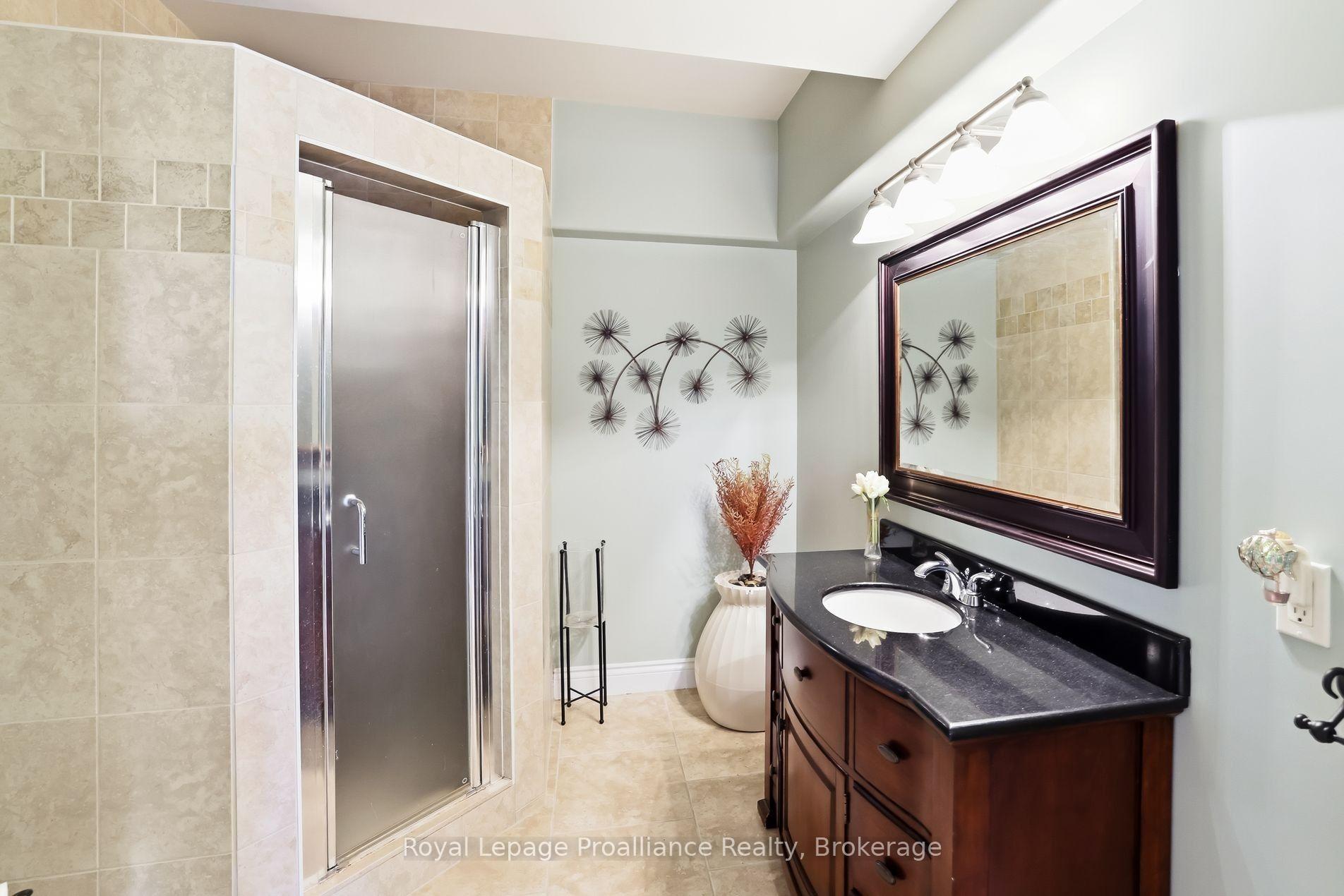 Photo 33 of 1674 Morris Avenue, Selwyn — HOMEH