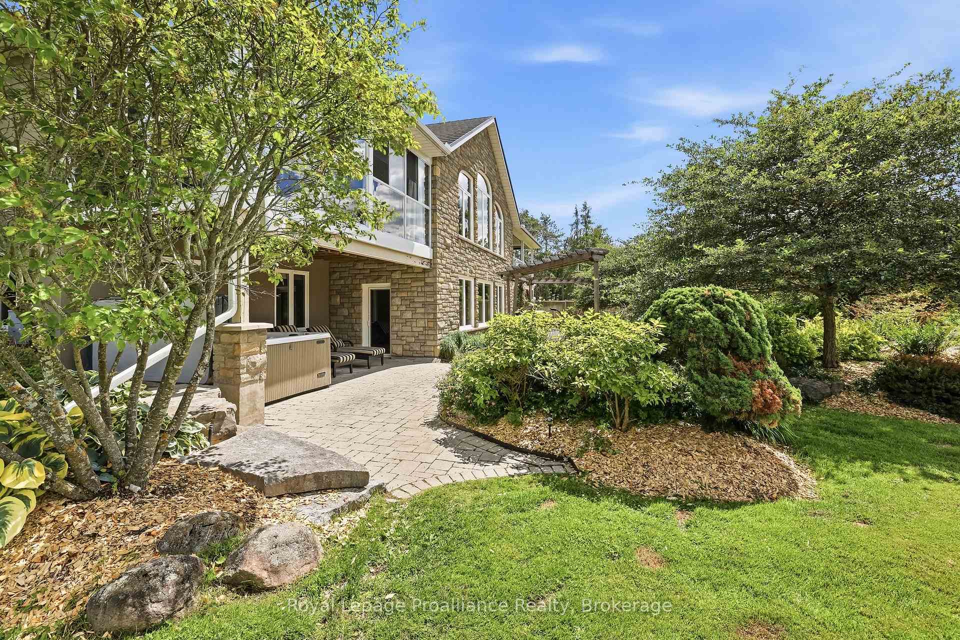 Photo 36 of 1674 Morris Avenue, Selwyn — HOMEH
