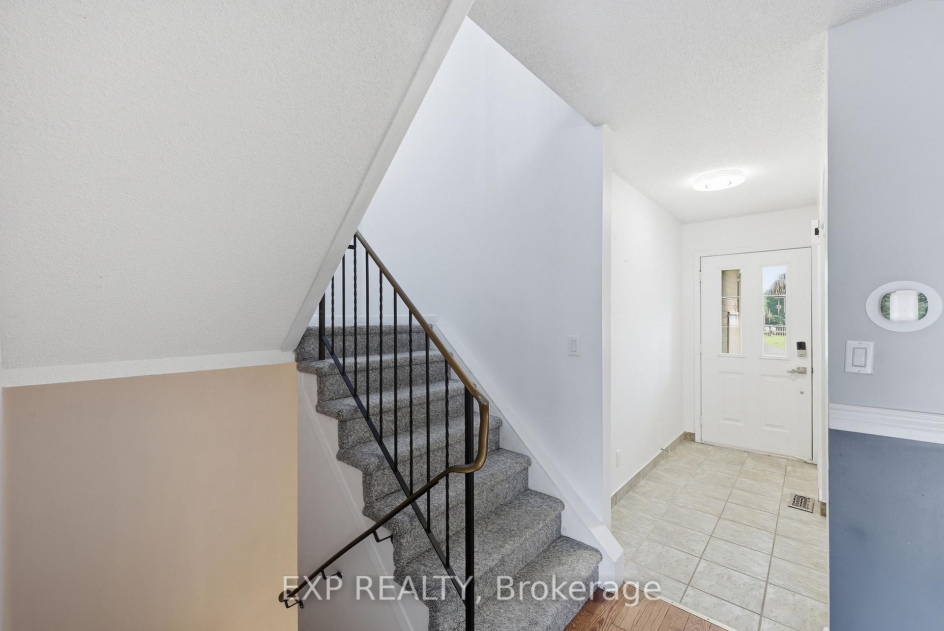 Photo 5 of 793 Littlestone Crescent, Kingston, East Gardiners Rd — HOMEH