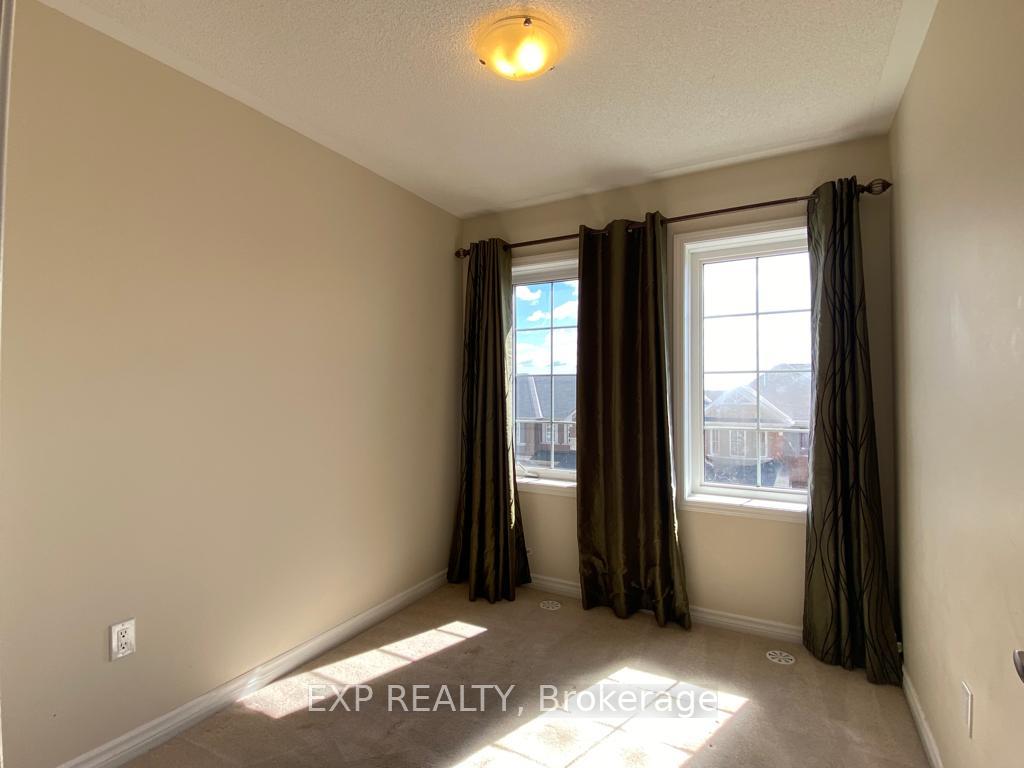 Photo 17 of 1621 Gainer Crescent, Milton, Clarke — HOMEH