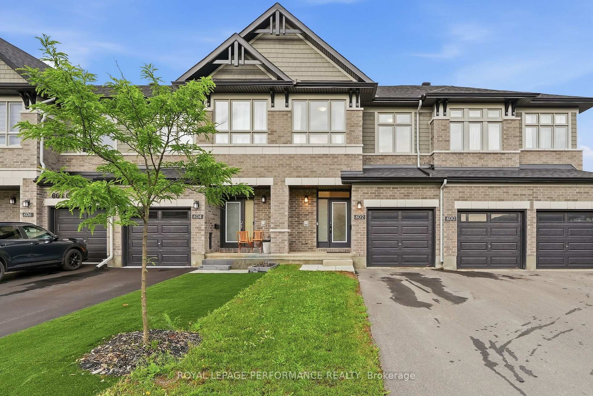 Front of 602 Cordelette Circle