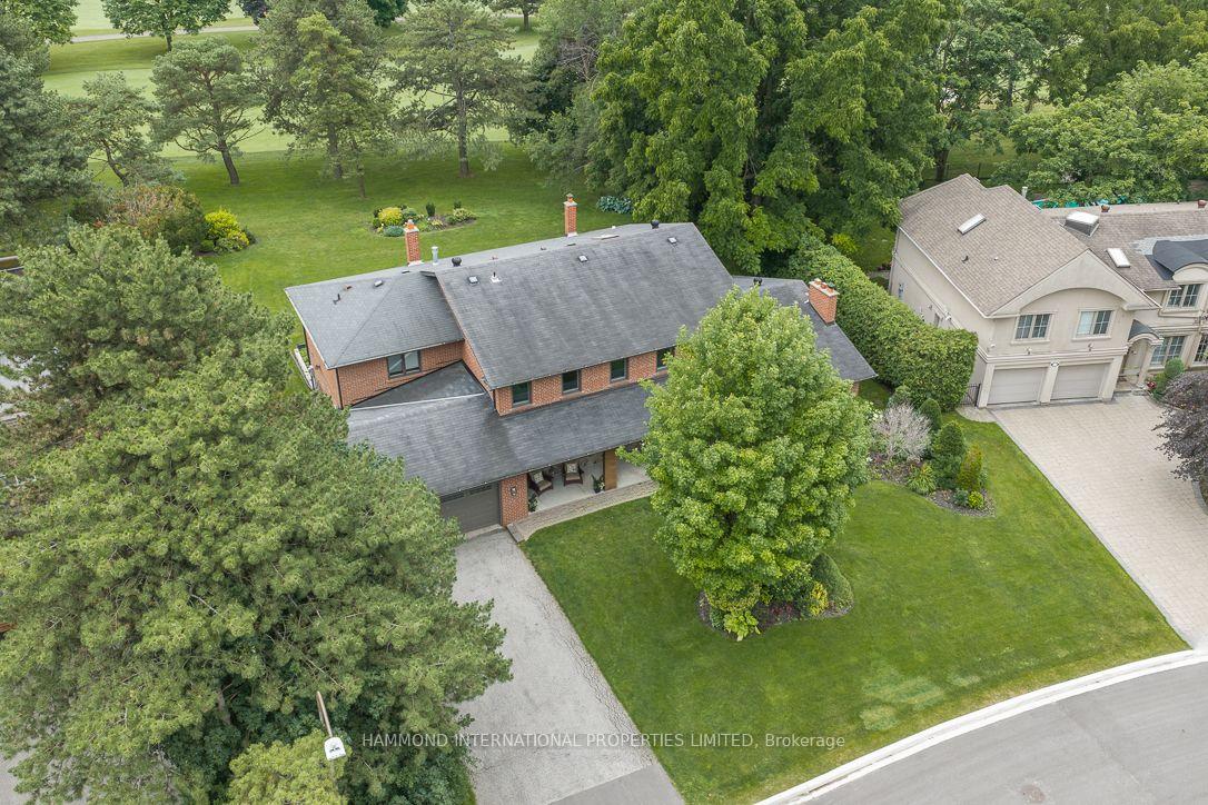 Photo 2 of 19 Fairway Heights Crescent, Markham, Bayview Fairway-Bayview Country Club Estates — HOMEH